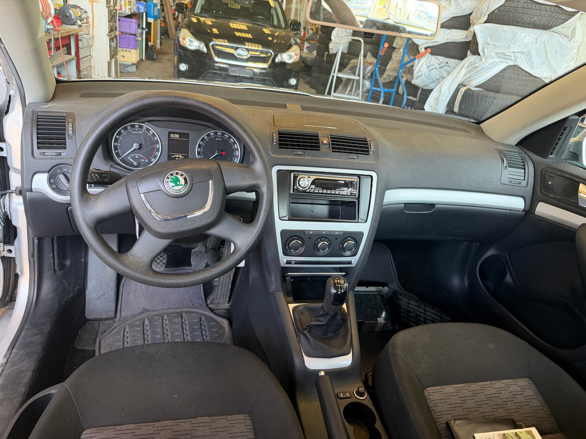SKODA Octavia 1.9 TDI Elegance-image-8