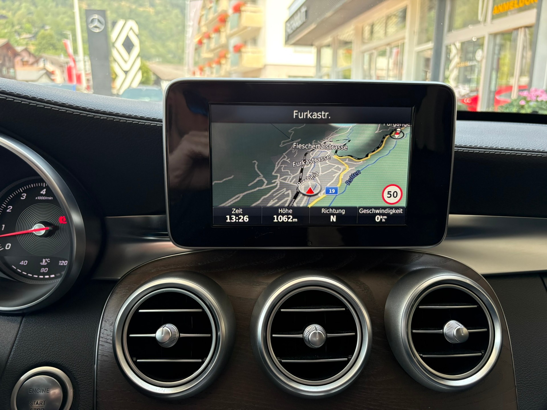 MERCEDES-BENZ C 400 AMG Line 4Matic-image-10