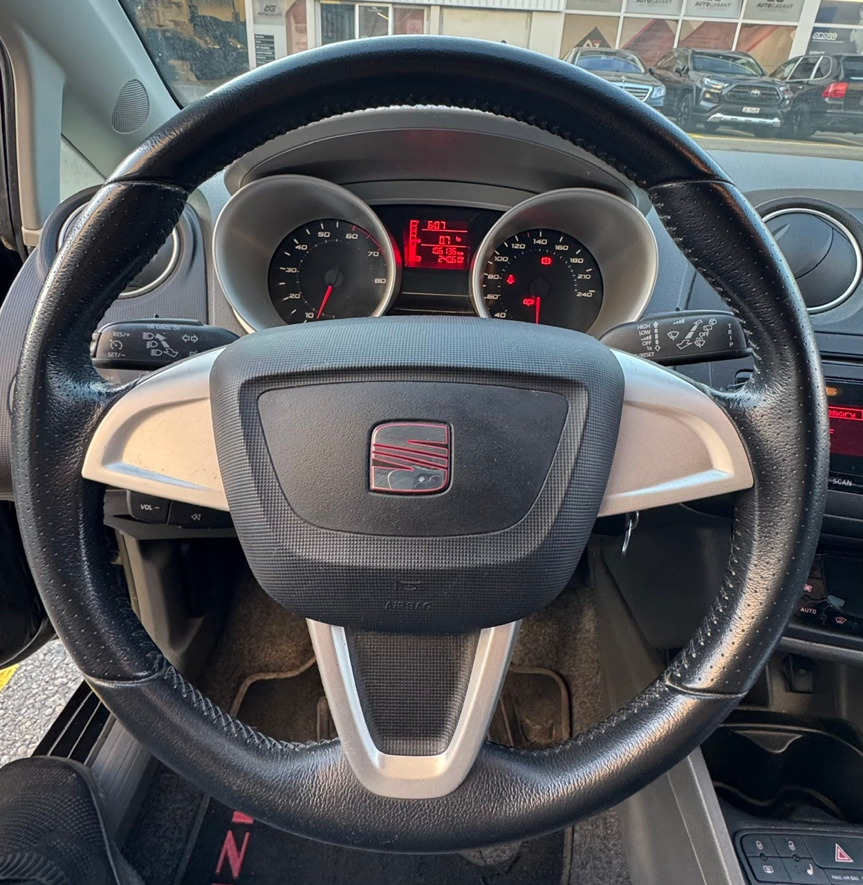 SEAT Ibiza 1.2 TSI Style-image-12