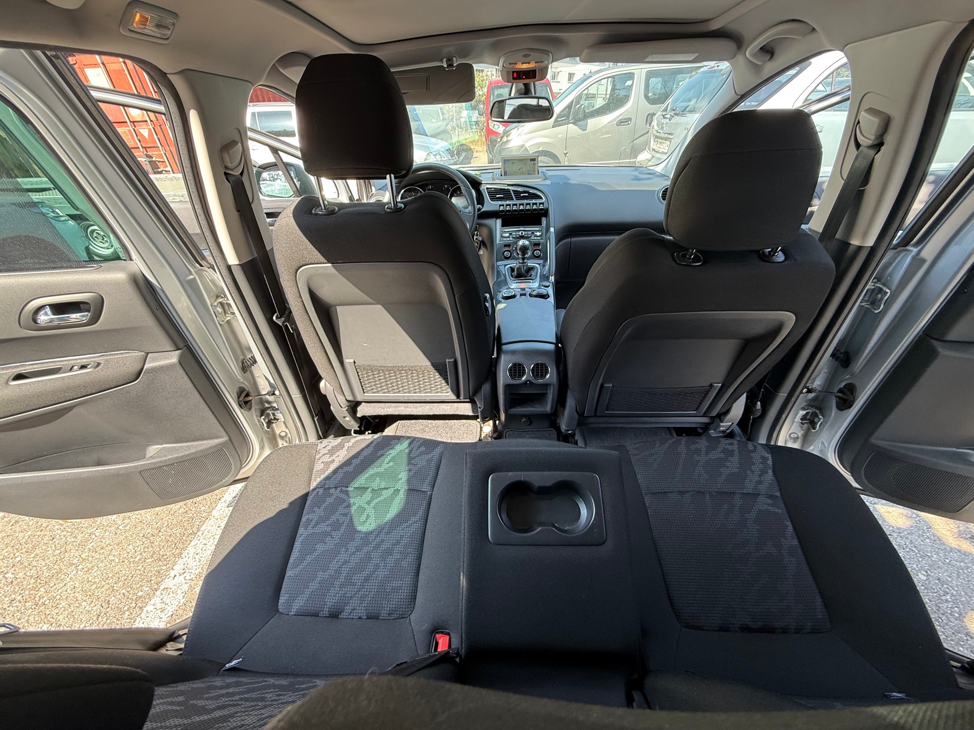 PEUGEOT 3008 1.6 16V T Sport Pack-image-13