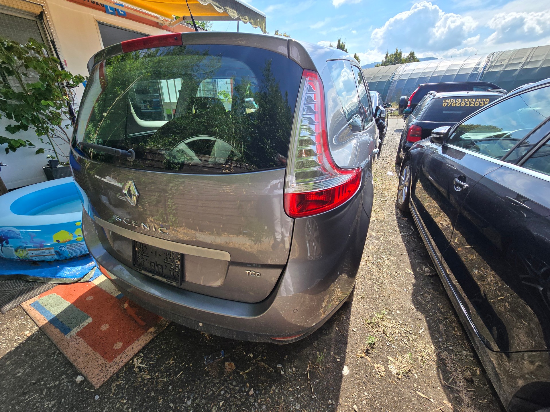 RENAULT Grand Scénic 1.4 16V Turbo Privilège-image-9