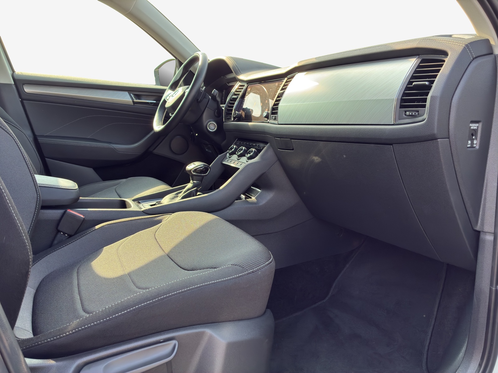 SKODA Kodiaq 2.0 TDI CR Ambition 4x4 DSG-image-14