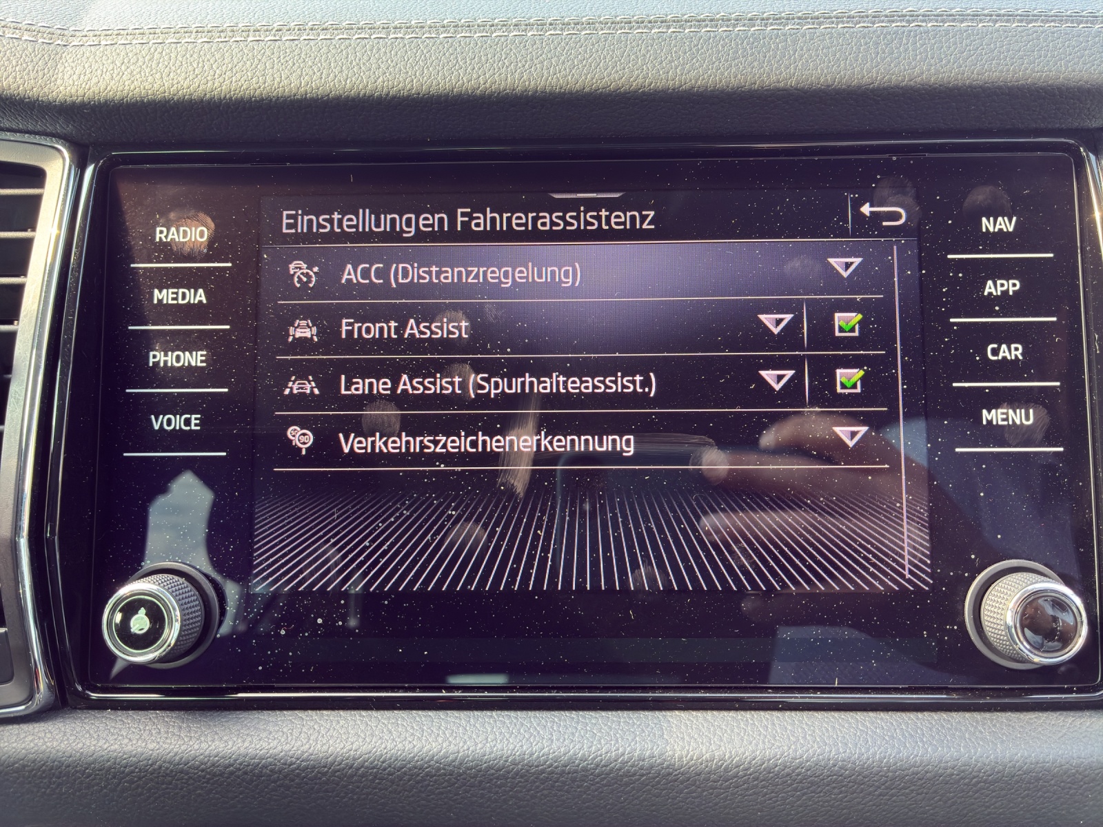 SKODA Kodiaq 2.0 TDI CR Ambition 4x4 DSG-image-13