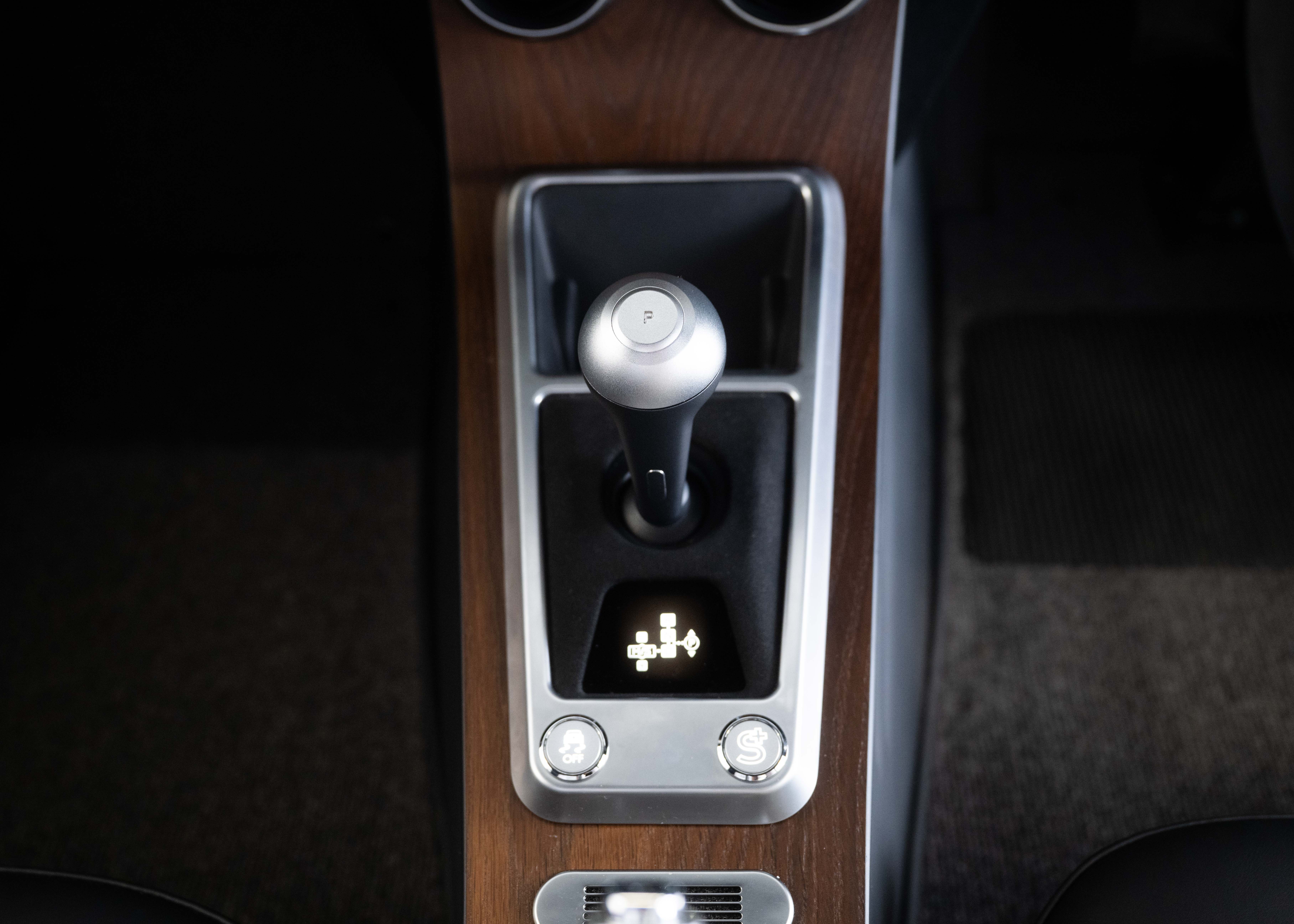 Image MORGAN PLUS-SIX Supersport 400 (New Swiss car, not registered, special paint, 30-month factory warranty)