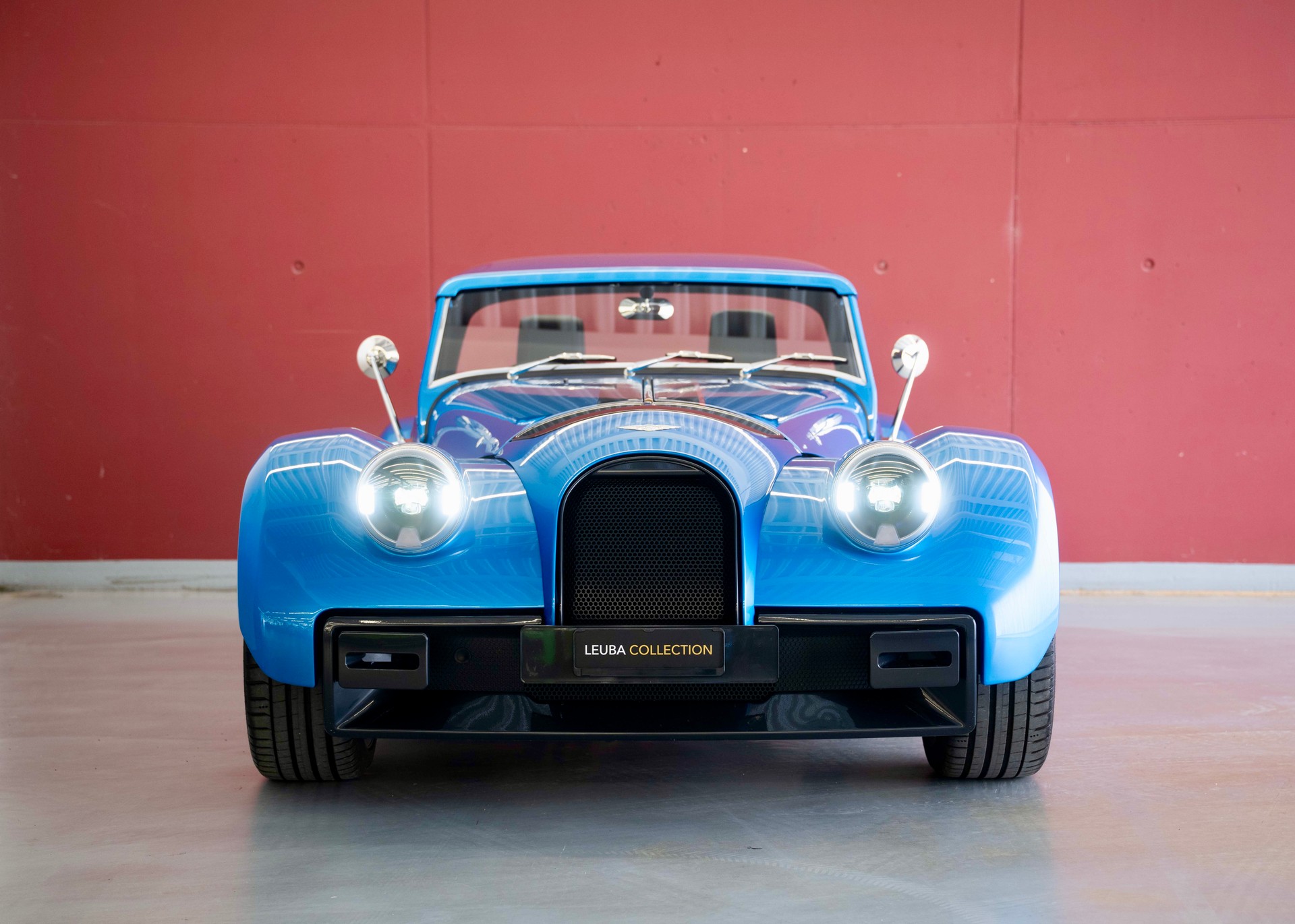 MORGAN Supersport 400 (New Swiss car, not registered, special paint, 30-month factory warranty)-showroom-element-2