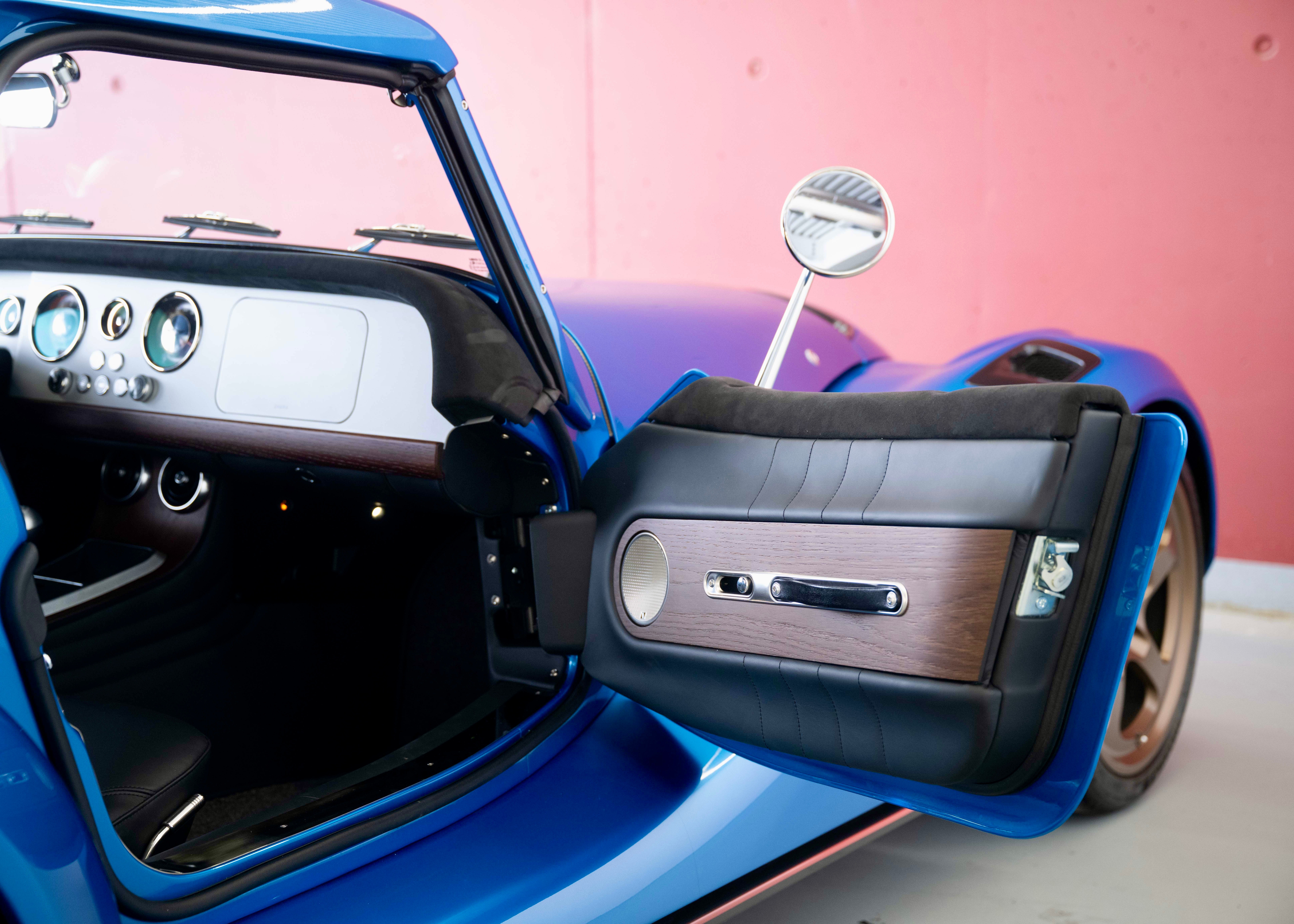 Image MORGAN PLUS-SIX Supersport 400 (New Swiss car, not registered, special paint, 30-month factory warranty)