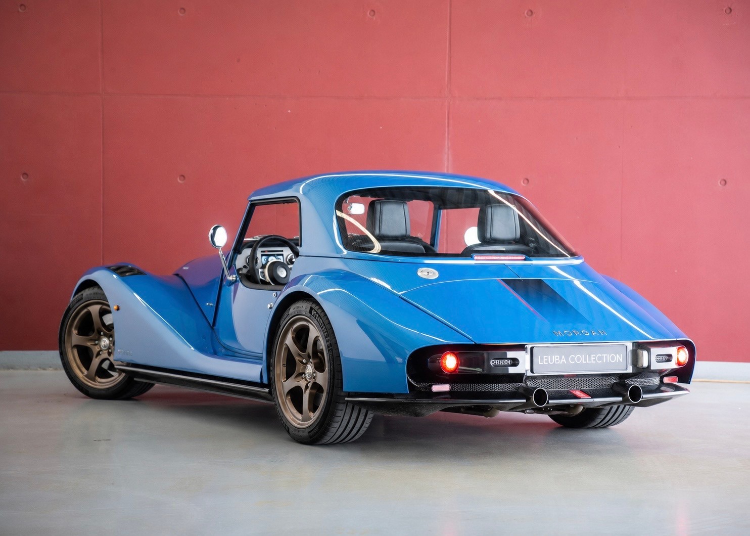 MORGAN Supersport 400 (New Swiss car, not registered, special paint, 30-month factory warranty)-showroom-element-1