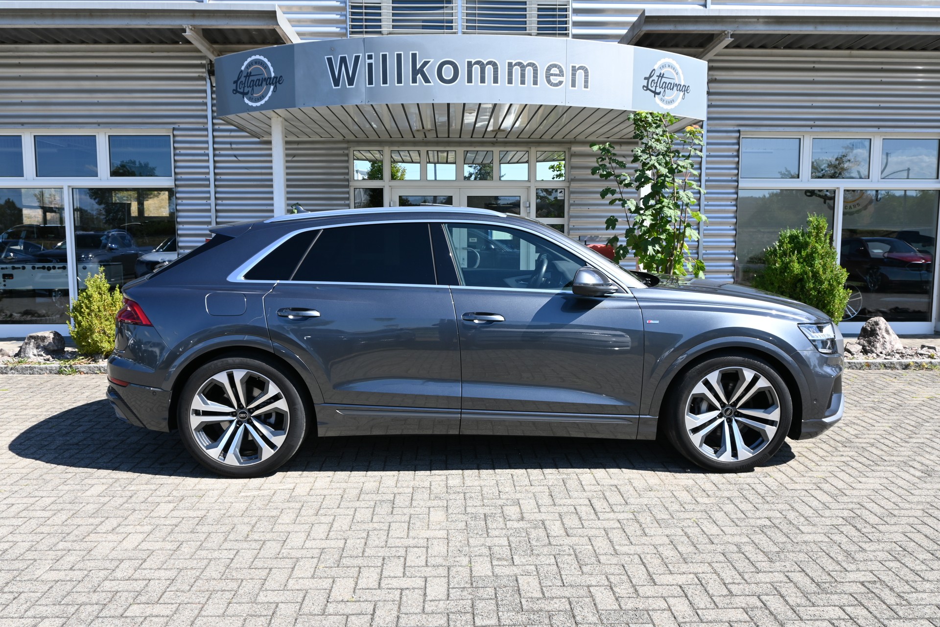 AUDI Q8 55 TFSI 3.0 V6 S-Line quattro tiptronic + AHK 3500kg-image-5