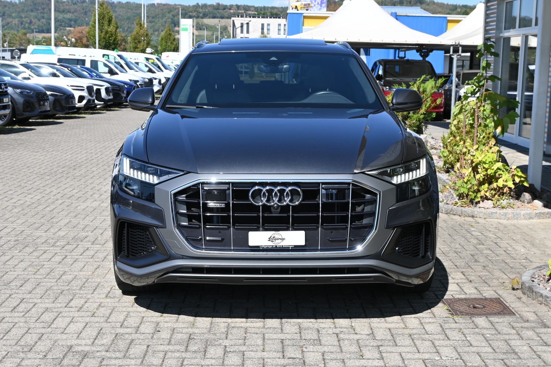 AUDI Q8 55 TFSI 3.0 V6 S-Line quattro tiptronic + AHK 3500kg-image-2