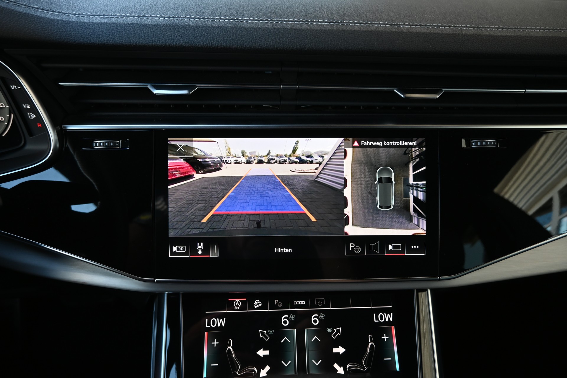 AUDI Q8 55 TFSI 3.0 V6 S-Line quattro tiptronic + AHK 3500kg-image-18