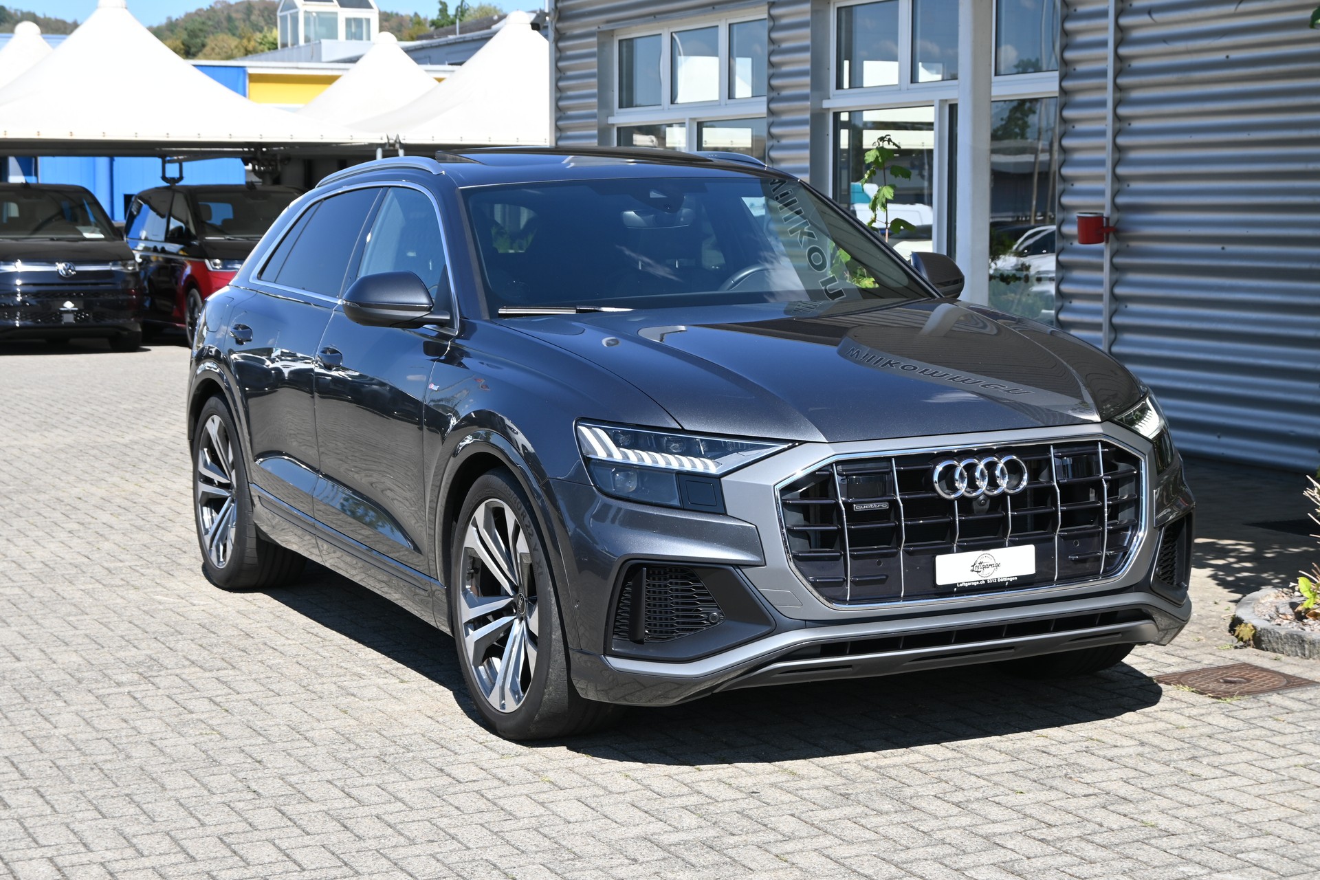 AUDI Q8 55 TFSI 3.0 V6 S-Line quattro tiptronic + AHK 3500kg-image-0