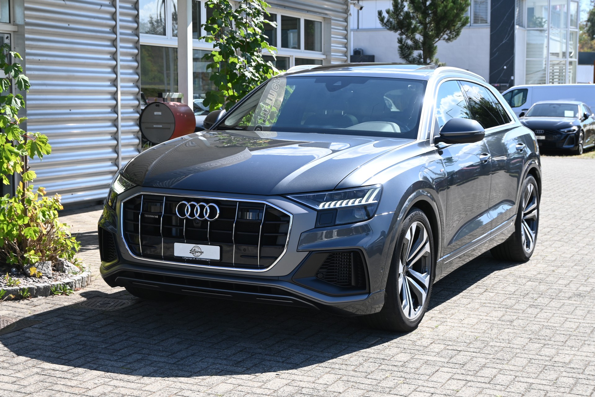 AUDI Q8 55 TFSI 3.0 V6 S-Line quattro tiptronic + AHK 3500kg-image-1