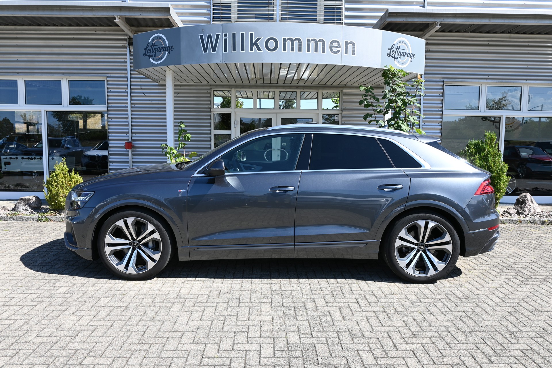 AUDI Q8 55 TFSI 3.0 V6 S-Line quattro tiptronic + AHK 3500kg-image-4