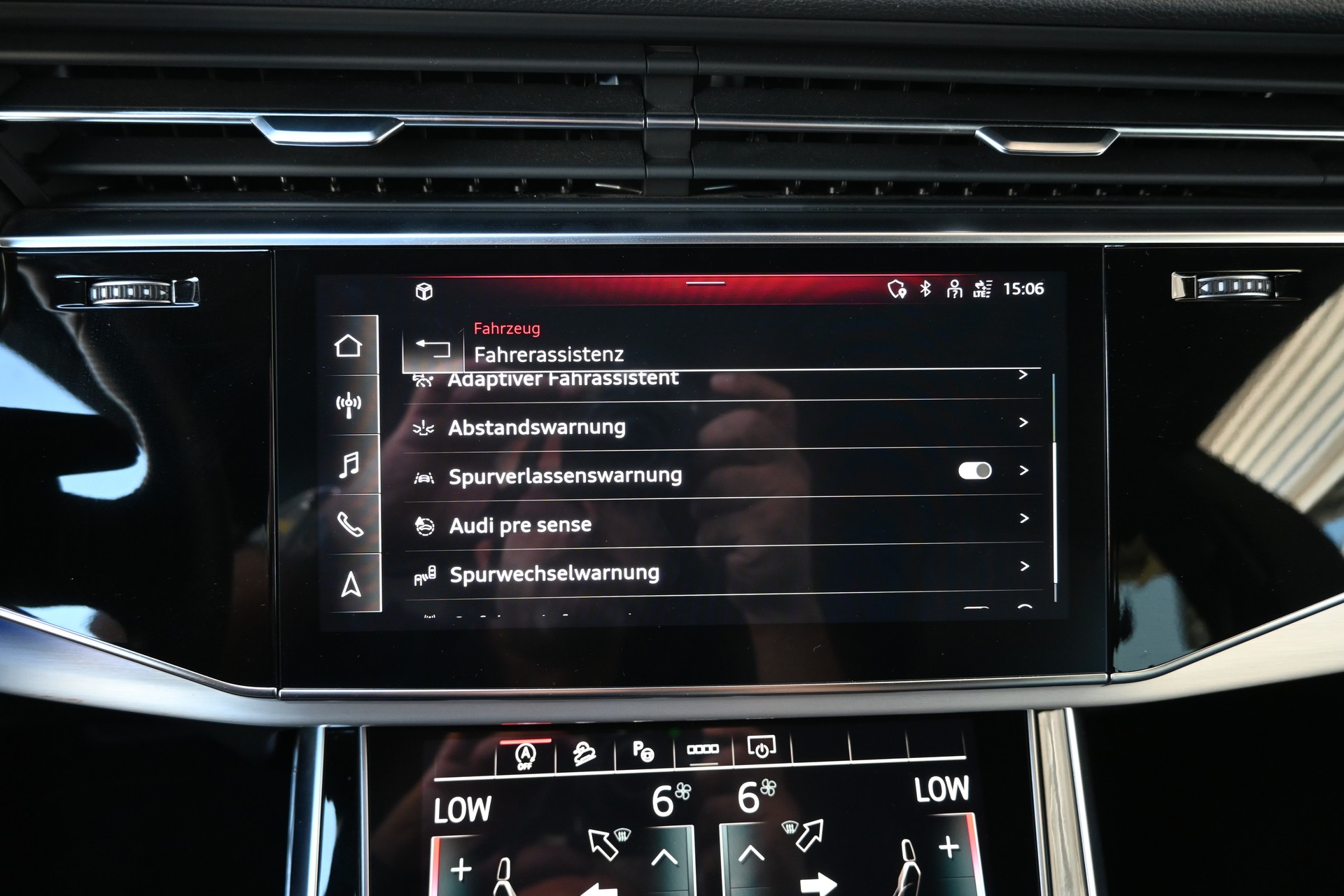 AUDI Q8 55 TFSI 3.0 V6 S-Line quattro tiptronic + AHK 3500kg-image-23