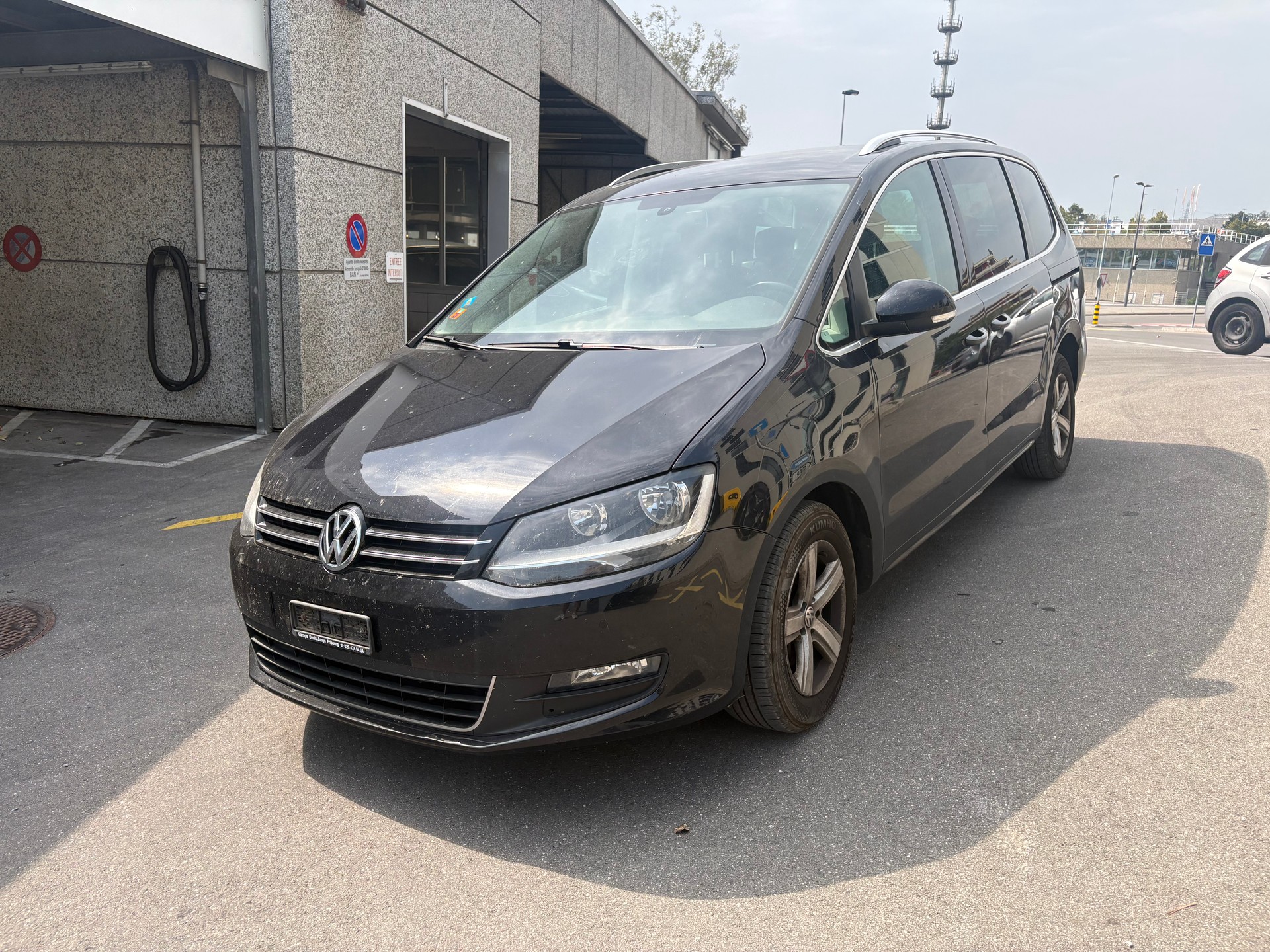 VW Sharan 2.0 TDI BlueMotion Technology Highline-image-0