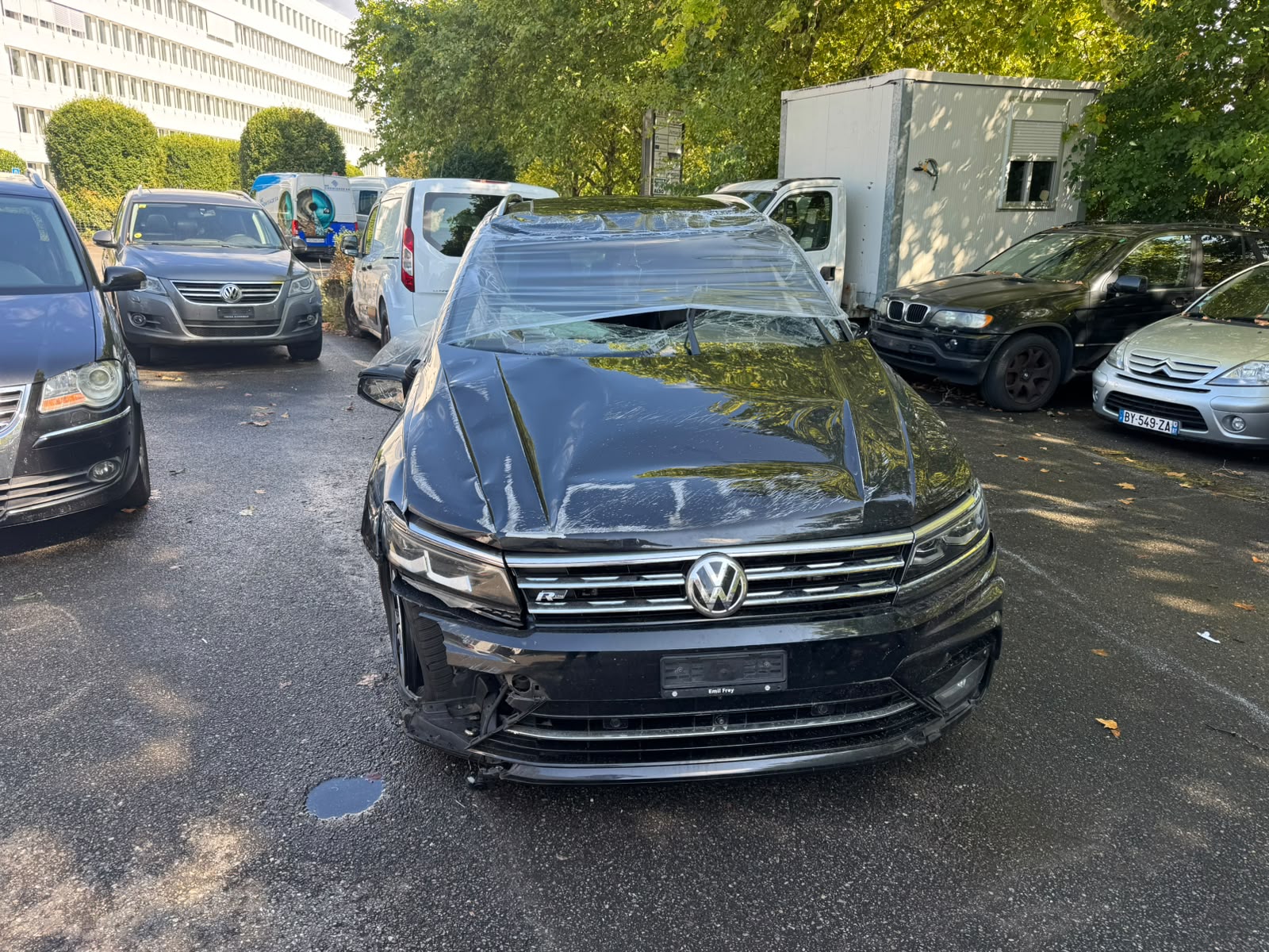 VW Tiguan 2.0TSI Highline 4Motion DSG-image-3