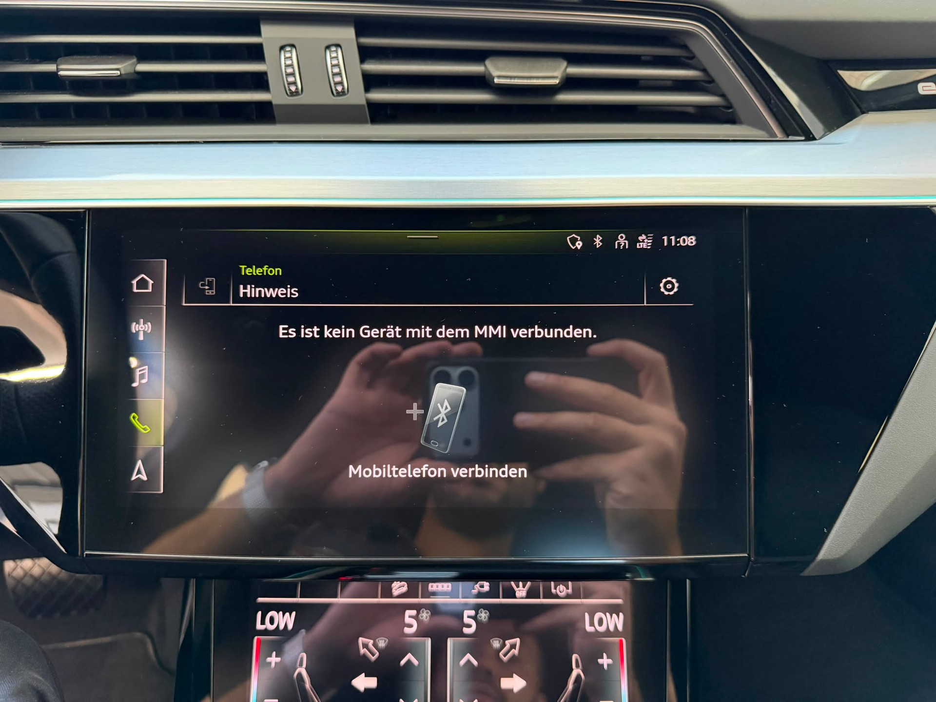 AUDI e-tron 55 Sportback S Line Black Edition quattro-image-24