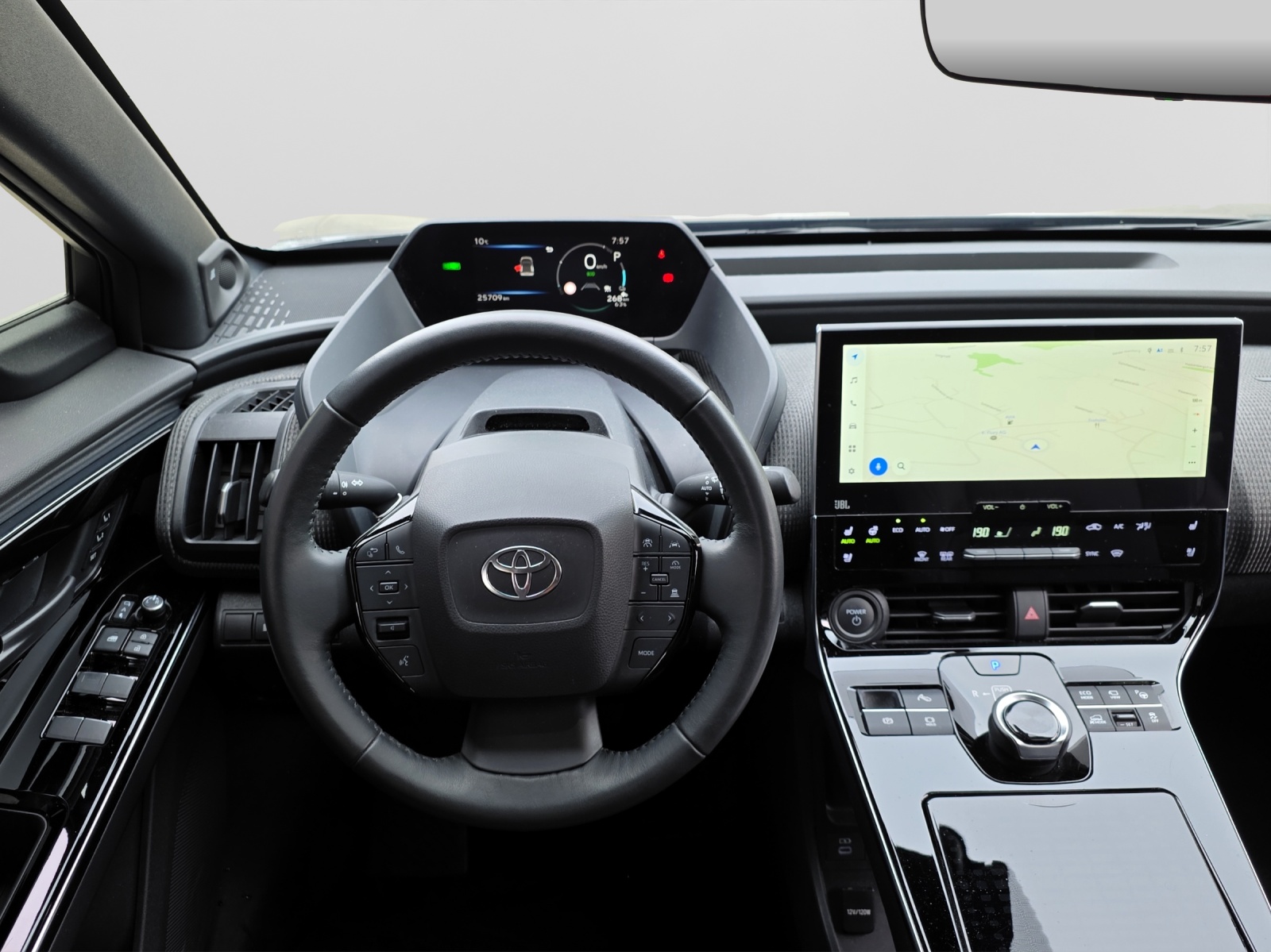TOYOTA bZ4X Premium AWD-image-10