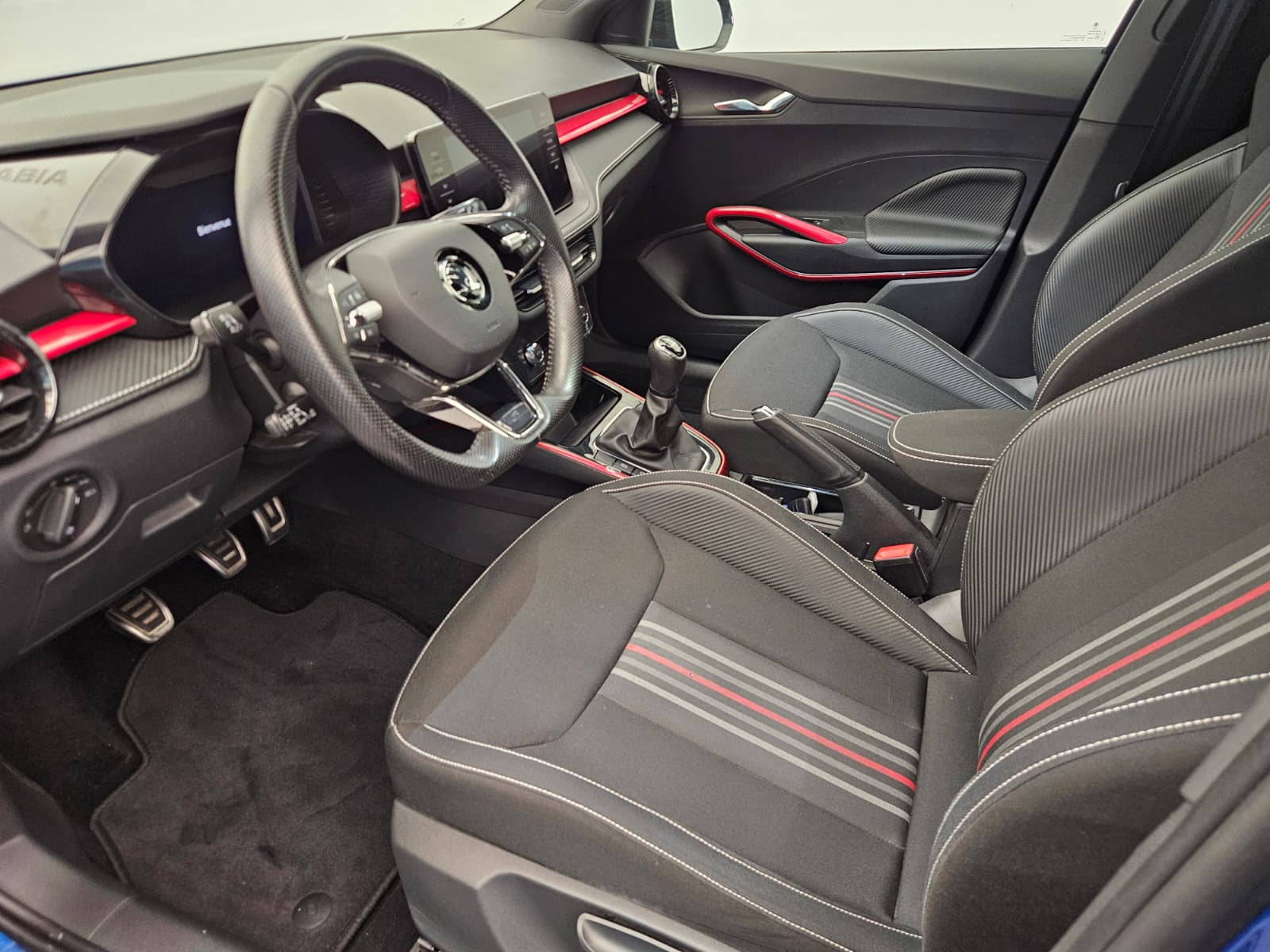SKODA Fabia 1.0 TSI Monte Carlo-image-10