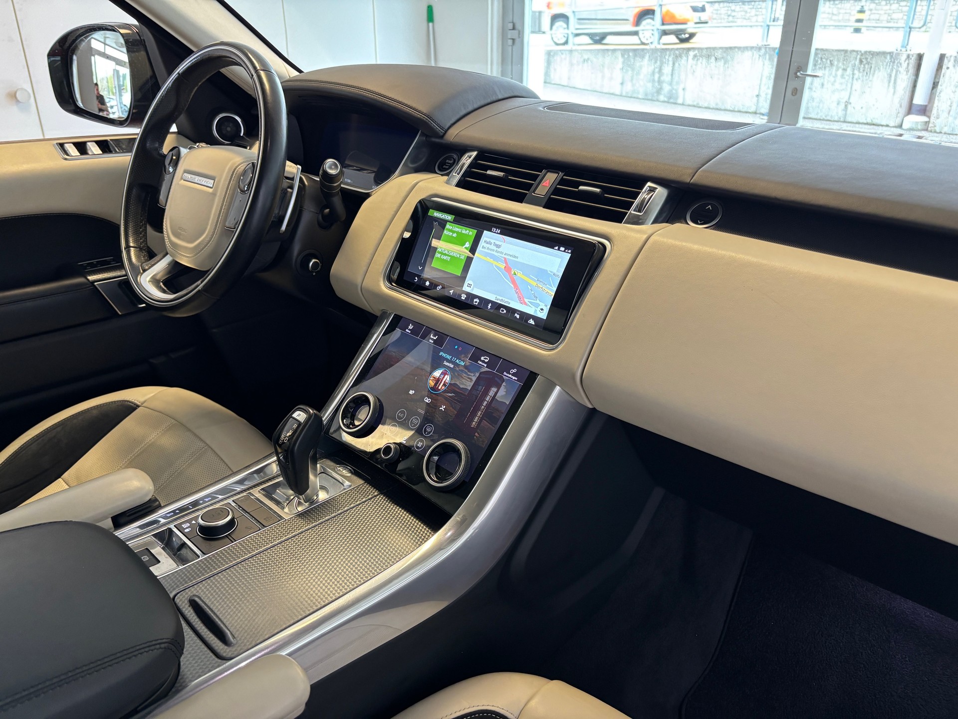 LAND ROVER Range Rover Sport 4.4 SDV8 Autobiography Automatic-image-8