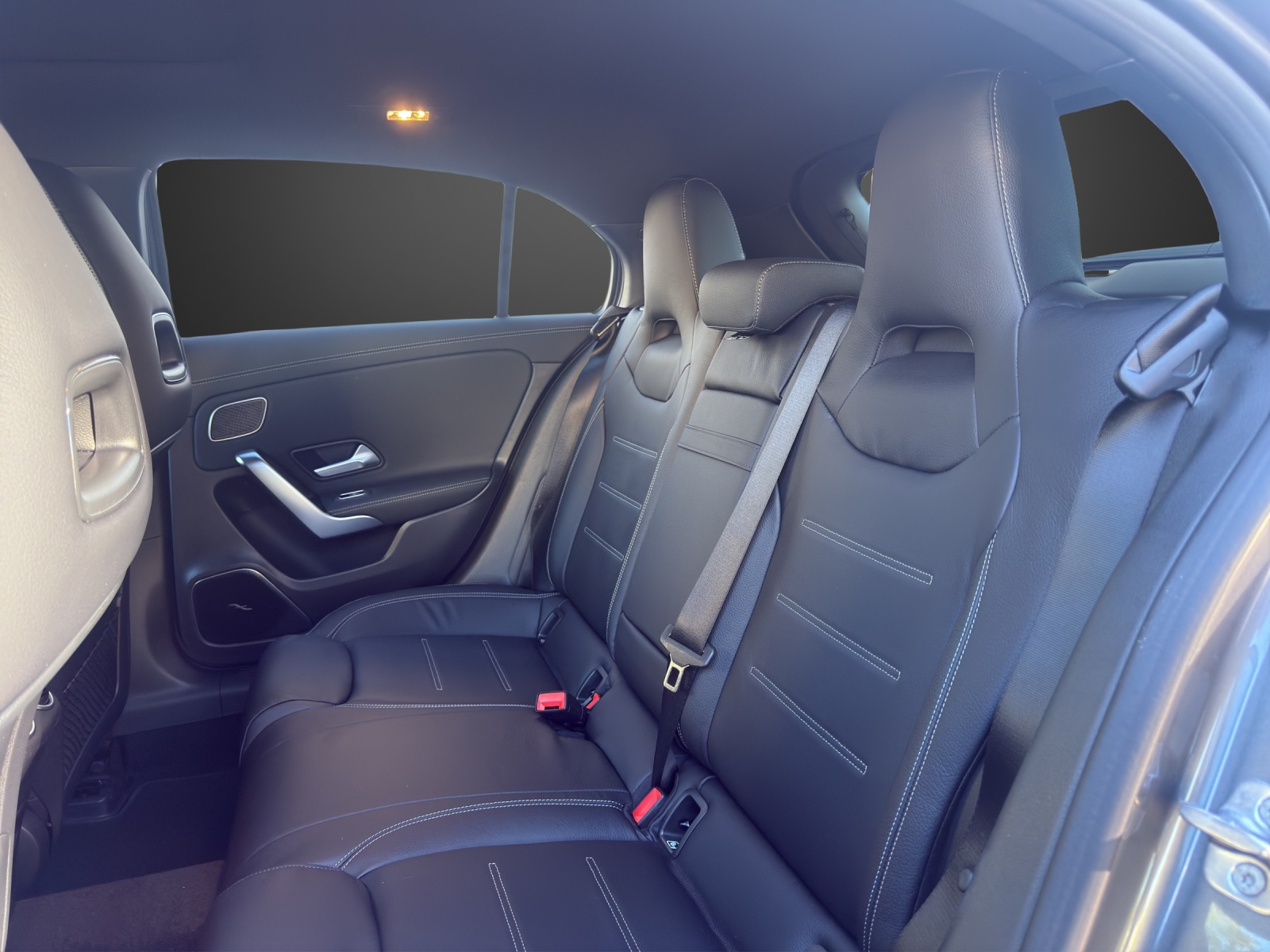 MERCEDES-BENZ A 220 4Matic 8G-DCT-image-13