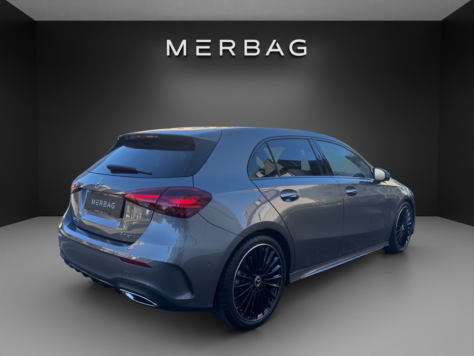 MERCEDES-BENZ A 220 4Matic 8G-DCT-image-6