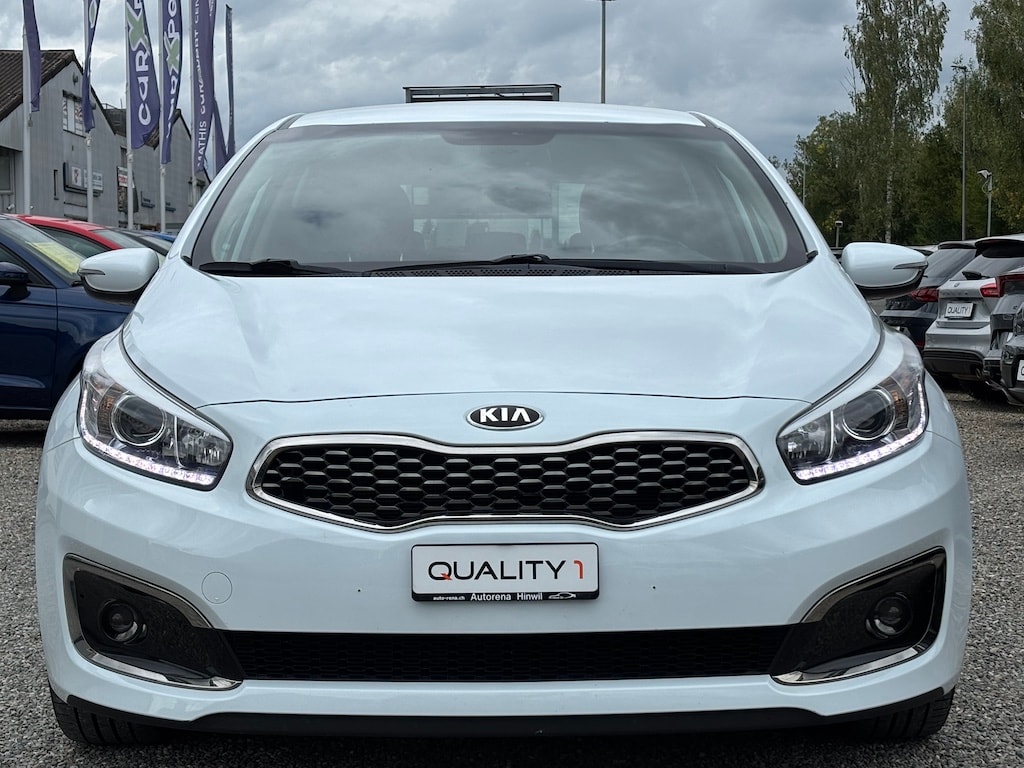 KIA Cee'd 1.6 GDi Style DCT-image-1