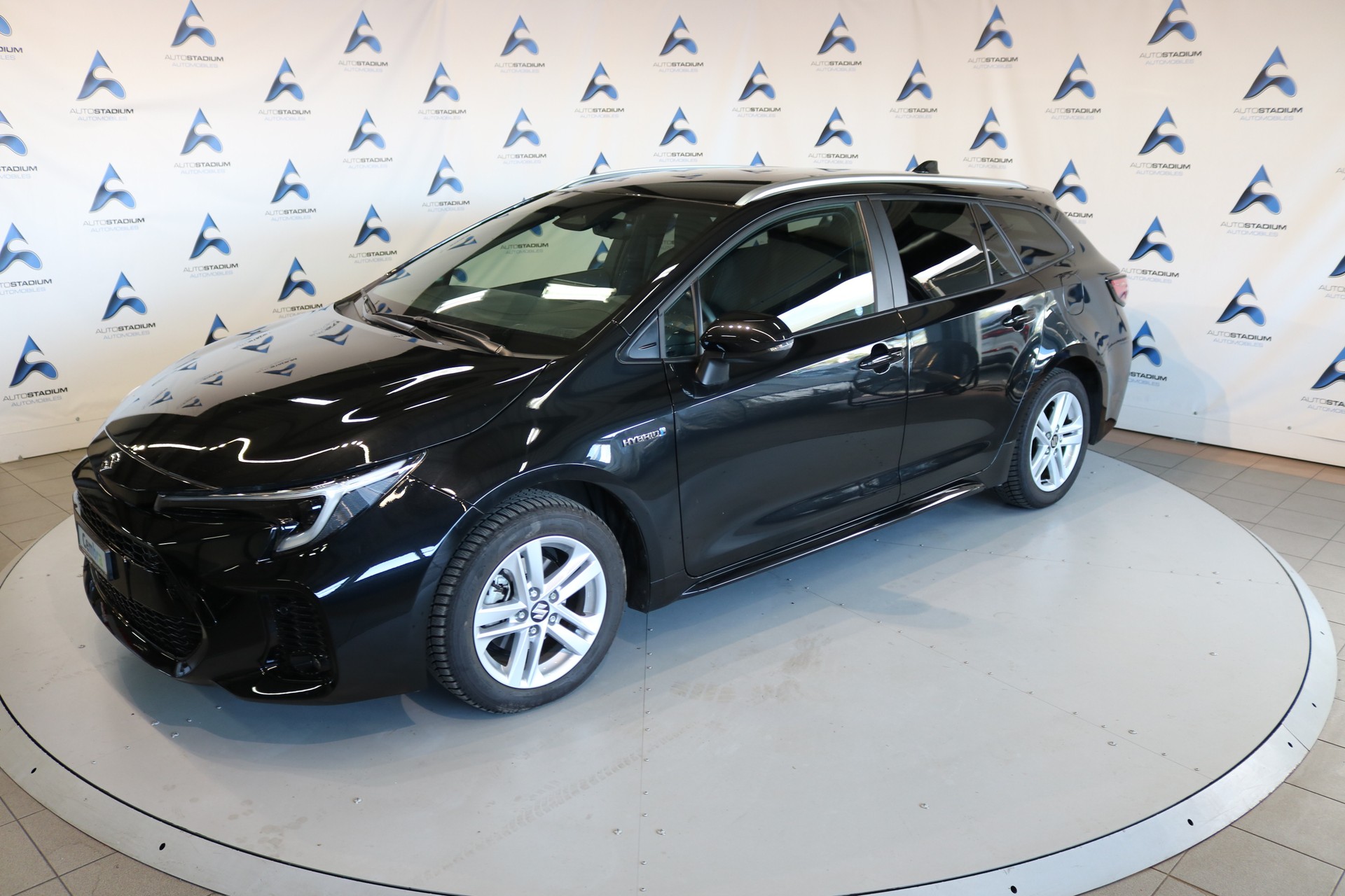 SUZUKI SWACE 1.8 Hybrid Compact Top Automatique-image-12