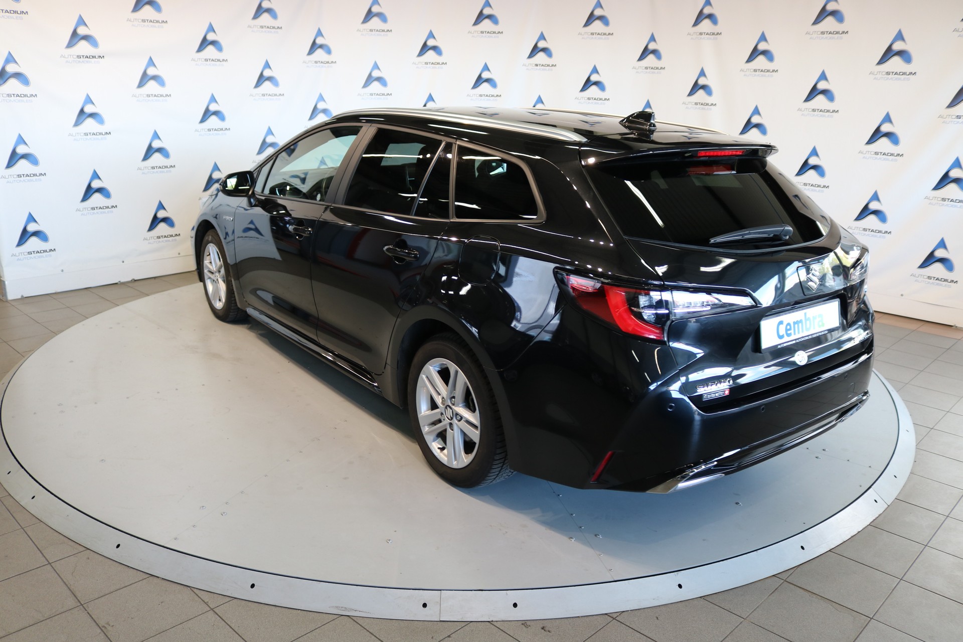 SUZUKI SWACE 1.8 Hybrid Compact Top Automatique-image-18