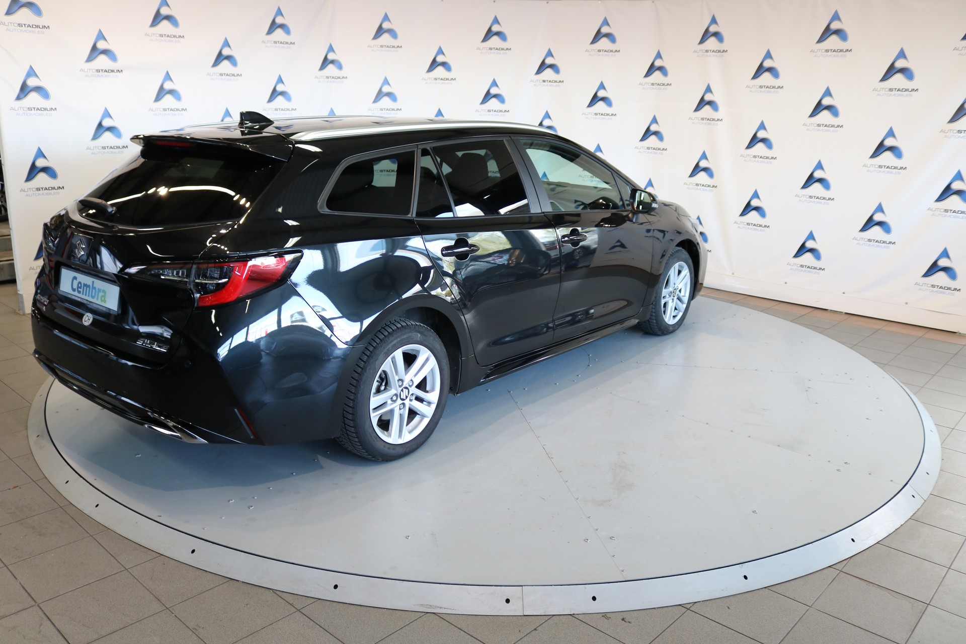 SUZUKI SWACE 1.8 Hybrid Compact Top Automatique-image-23