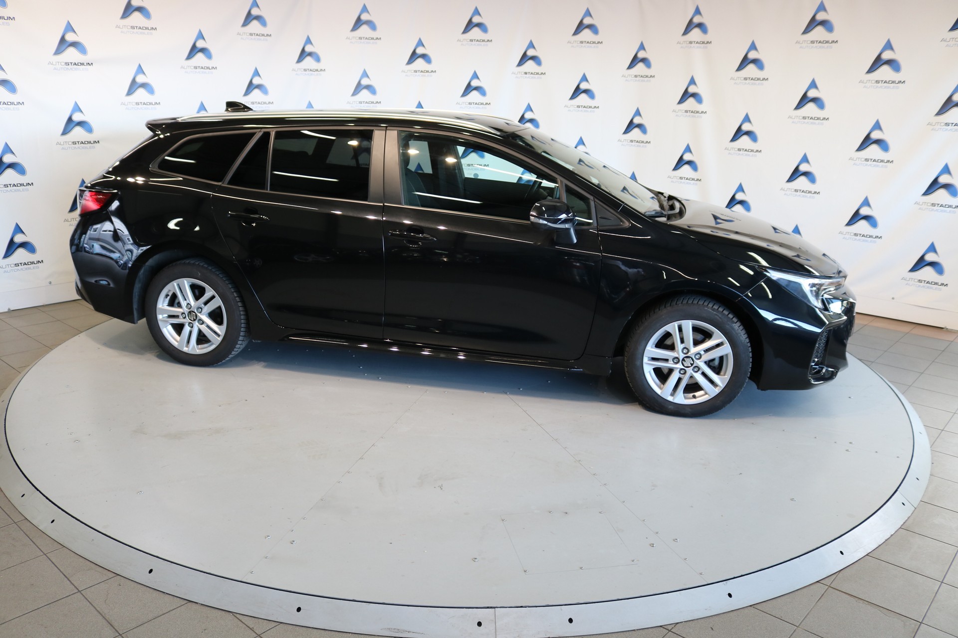 SUZUKI SWACE 1.8 Hybrid Compact Top Automatique-image-27