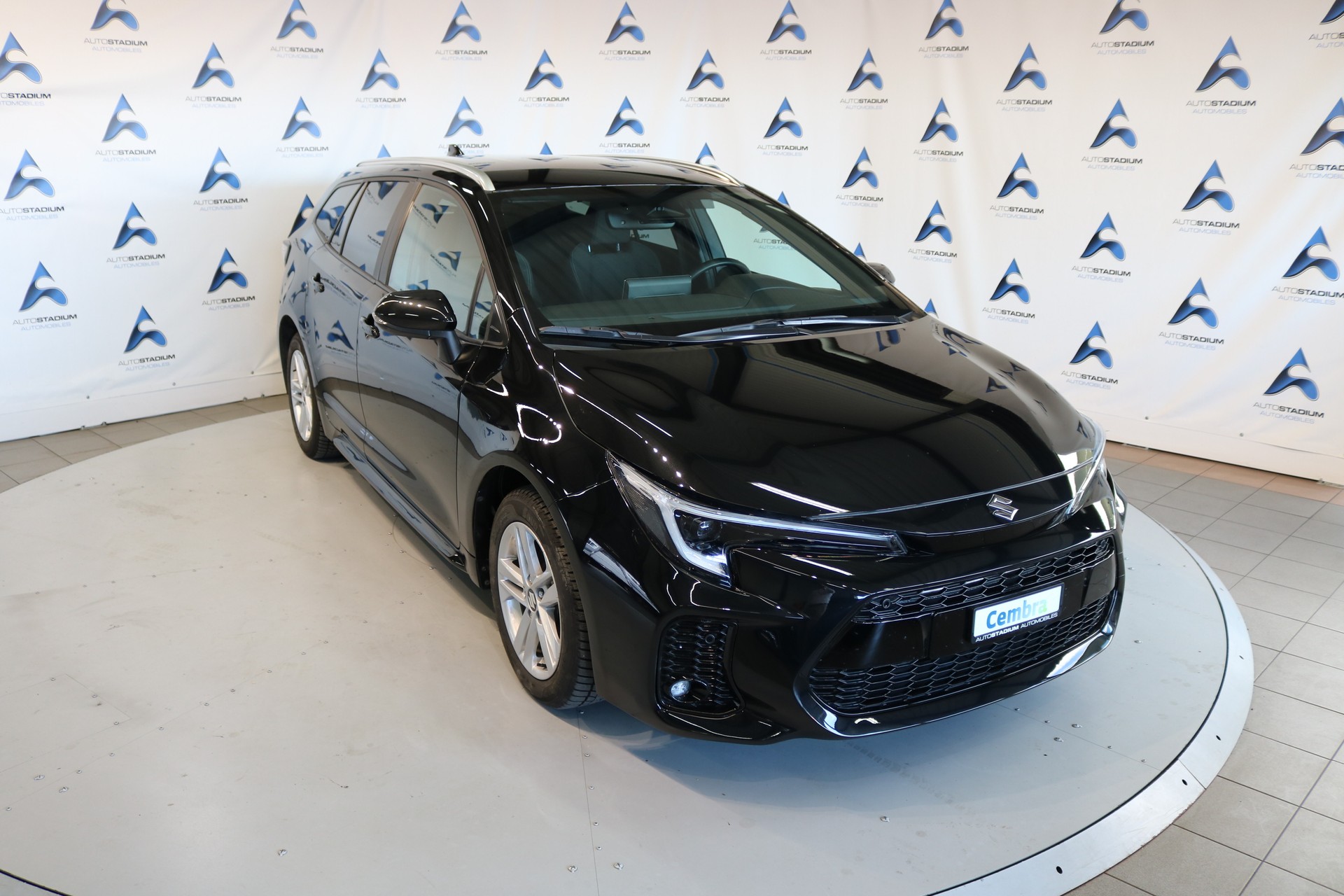 SUZUKI SWACE 1.8 Hybrid Compact Top Automatique-image-0