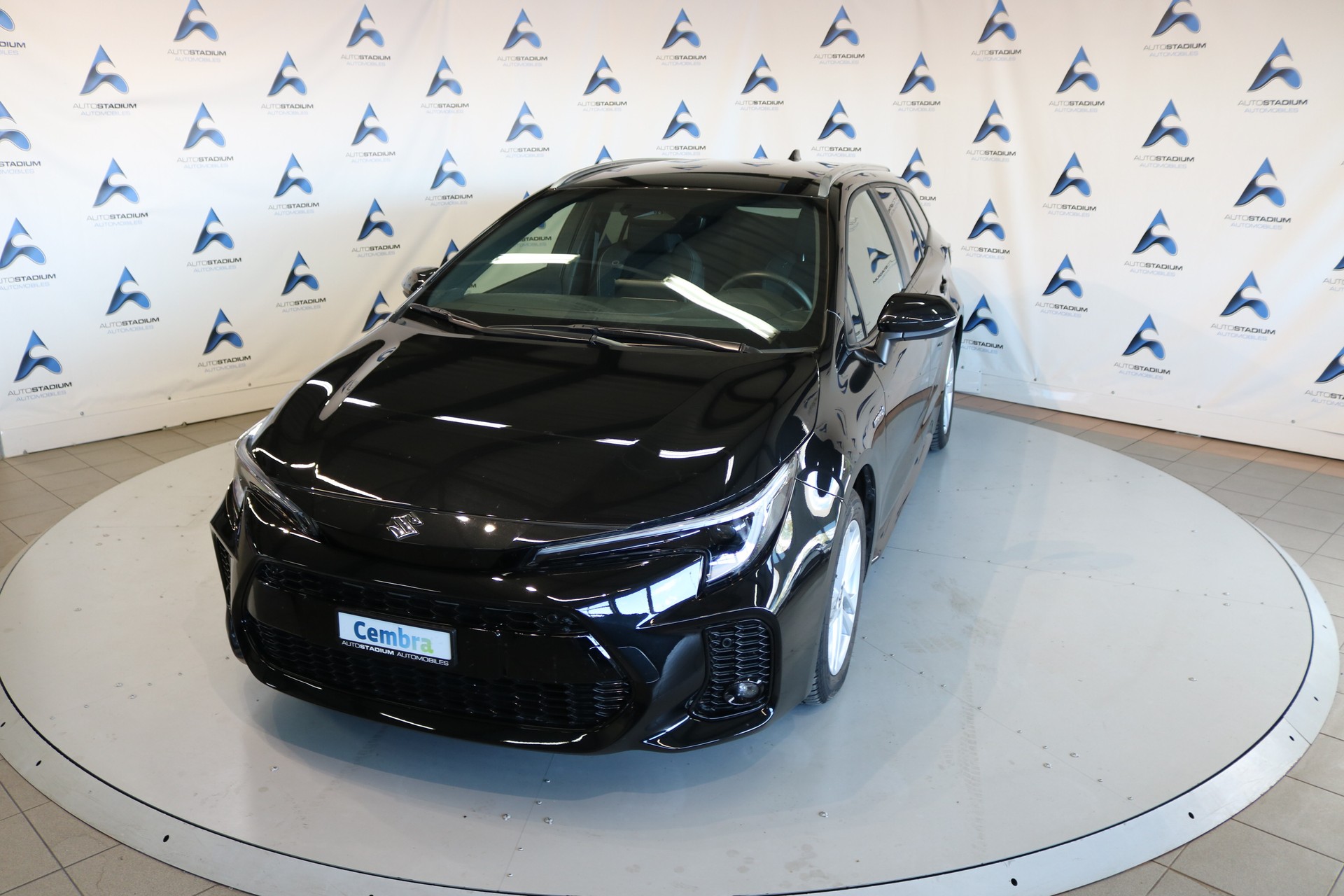SUZUKI SWACE 1.8 Hybrid Compact Top Automatique-image-10