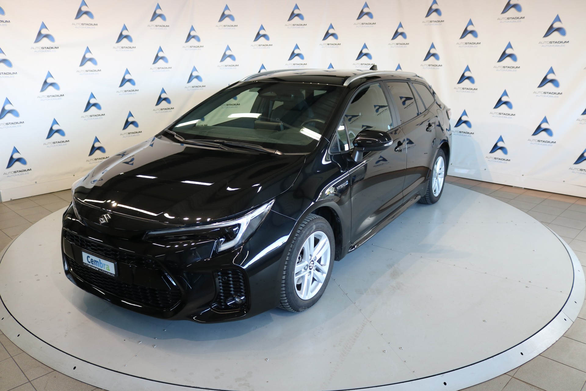 SUZUKI SWACE 1.8 Hybrid Compact Top Automatique-image-11
