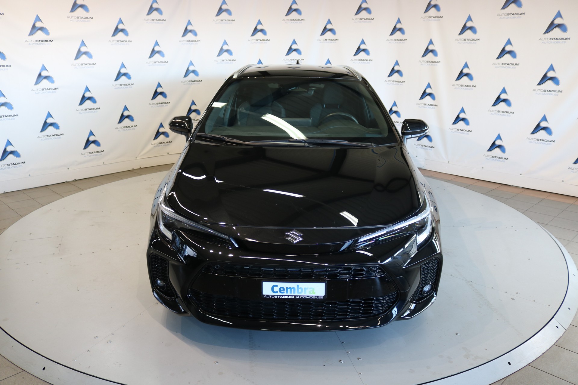 SUZUKI SWACE 1.8 Hybrid Compact Top Automatique-image-9