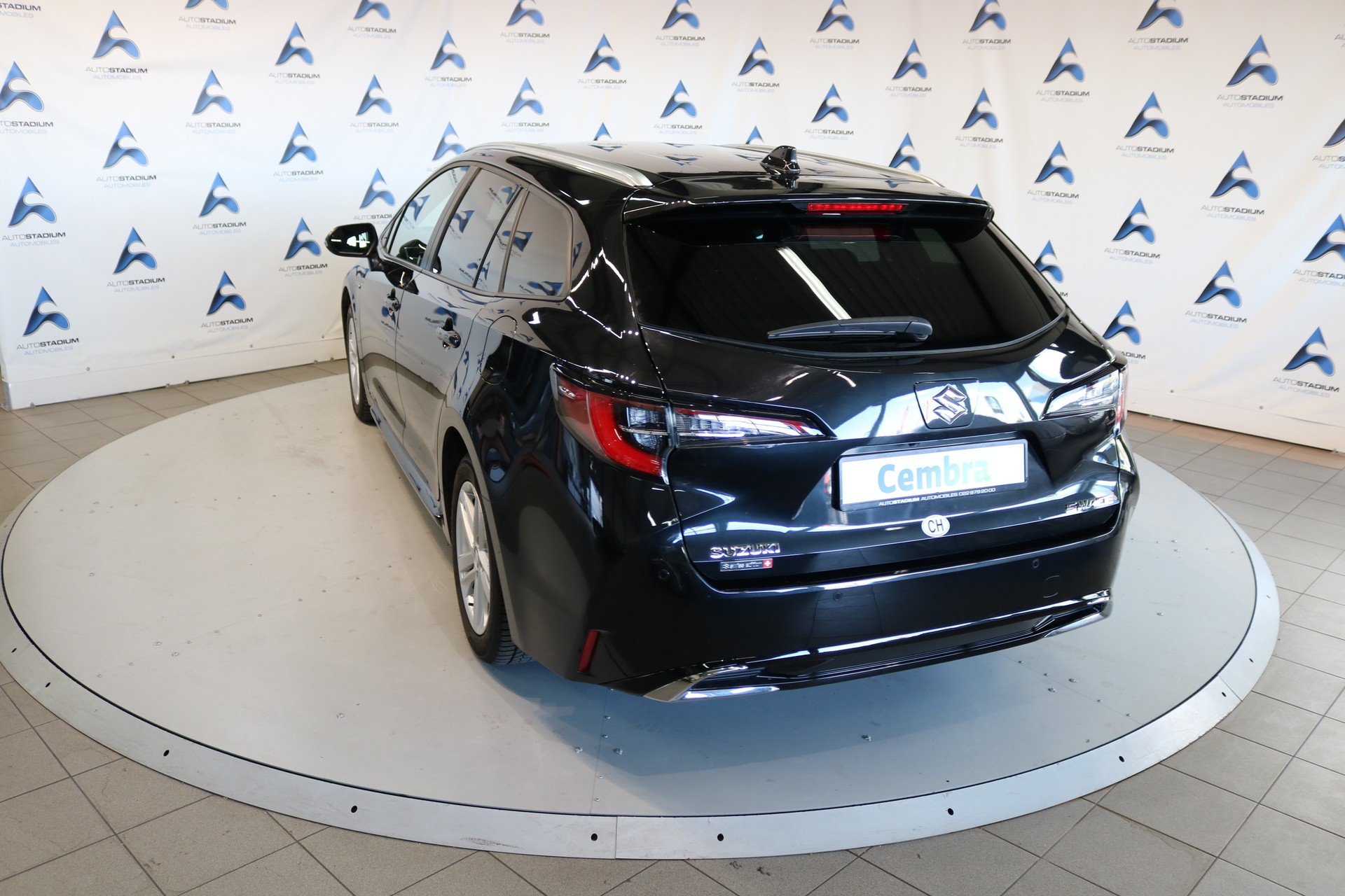 SUZUKI SWACE 1.8 Hybrid Compact Top Automatique-image-19