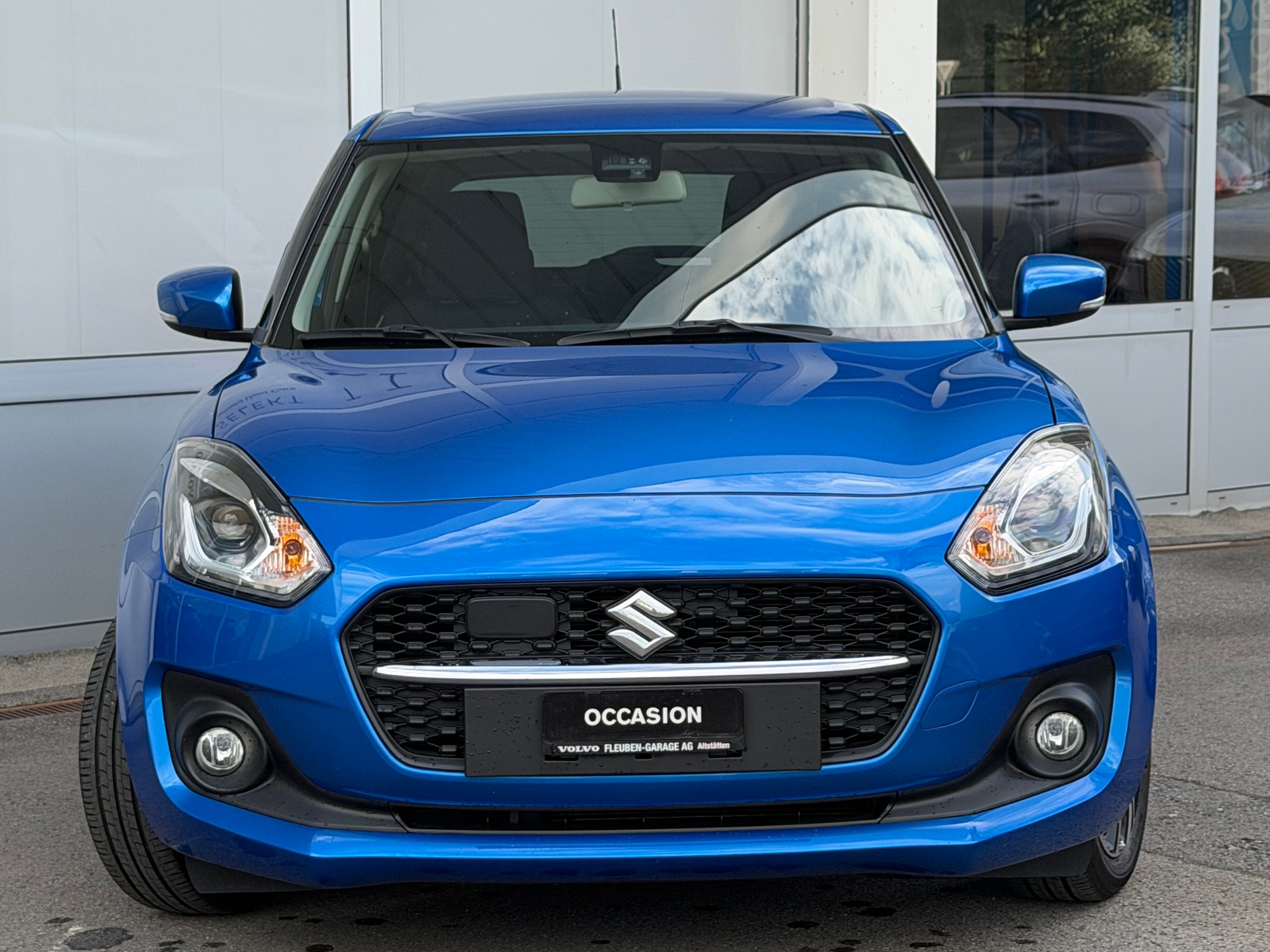 SUZUKI Swift 1.2 Compact Top Hybrid-image-21