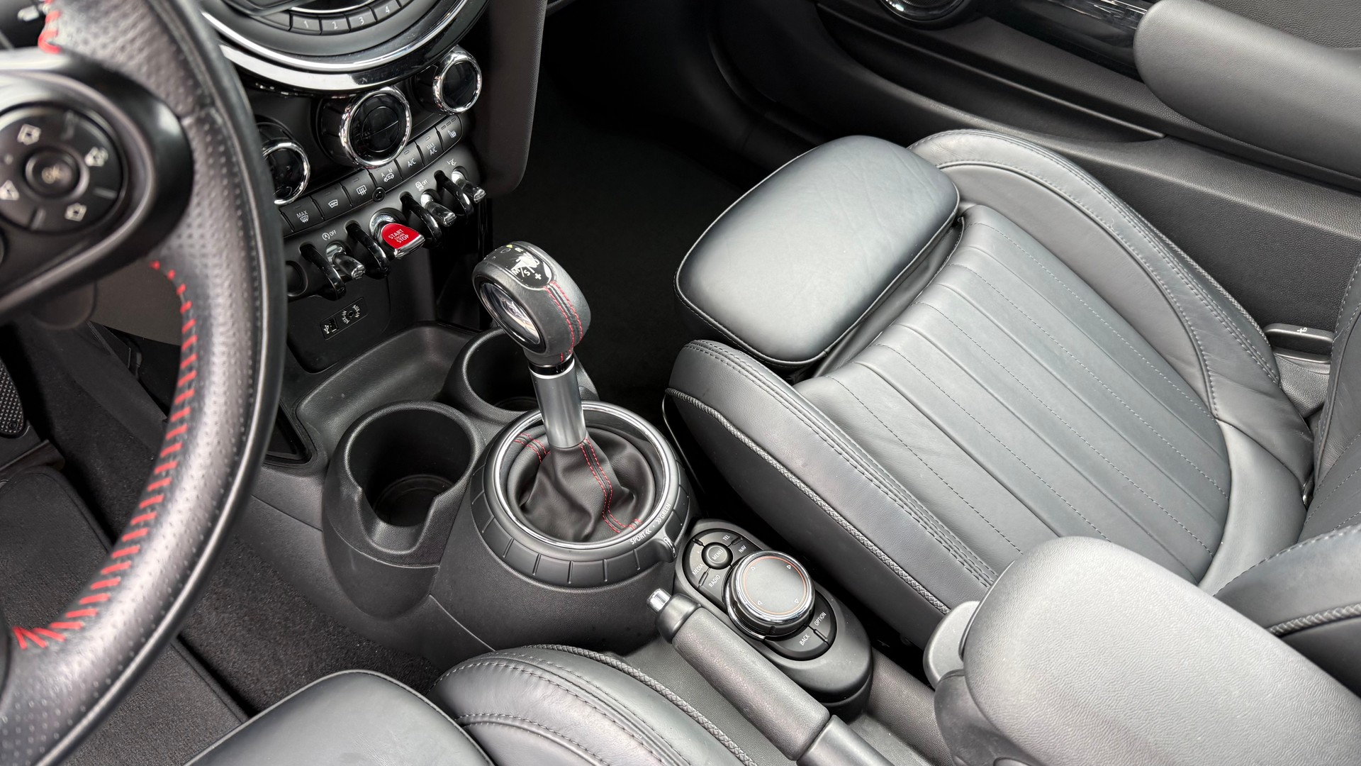 MINI Cooper S Steptronic-image-10
