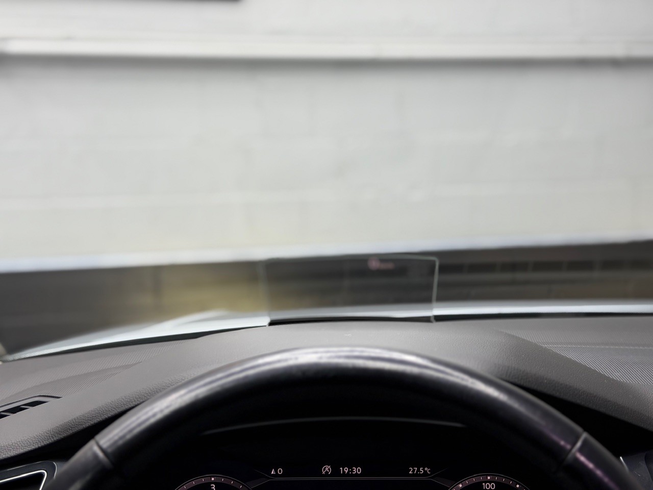 VW Tiguan Allspace 2.0 TDI SCR Highline 4Motion DSG | Head-Up | 360° Kamera | Full Assists | Anhängerkupplung 2.4T-image-19