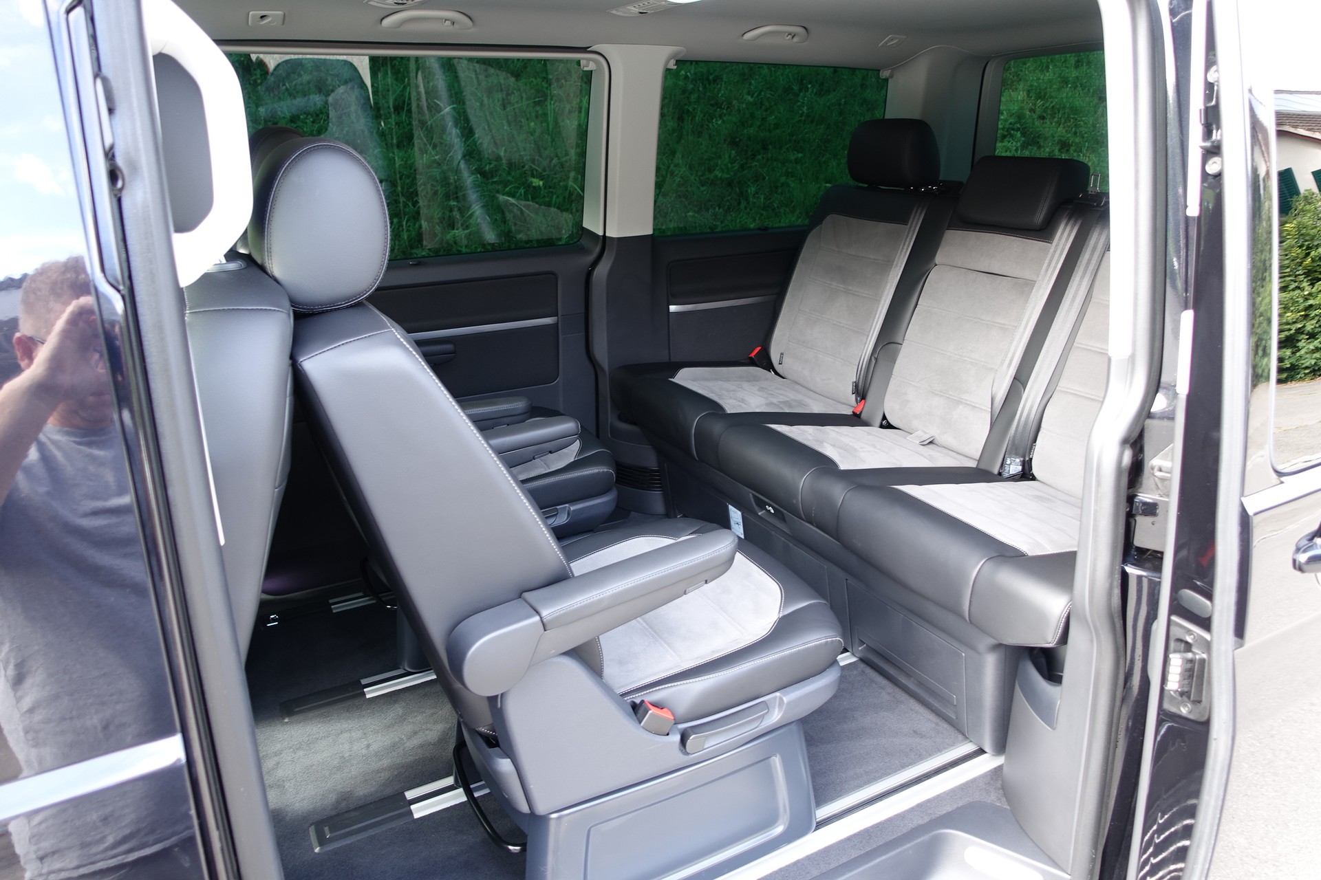 VW T6.1 Multivan 2.0 Bi-TDI Highline 4Motion DSG-image-7