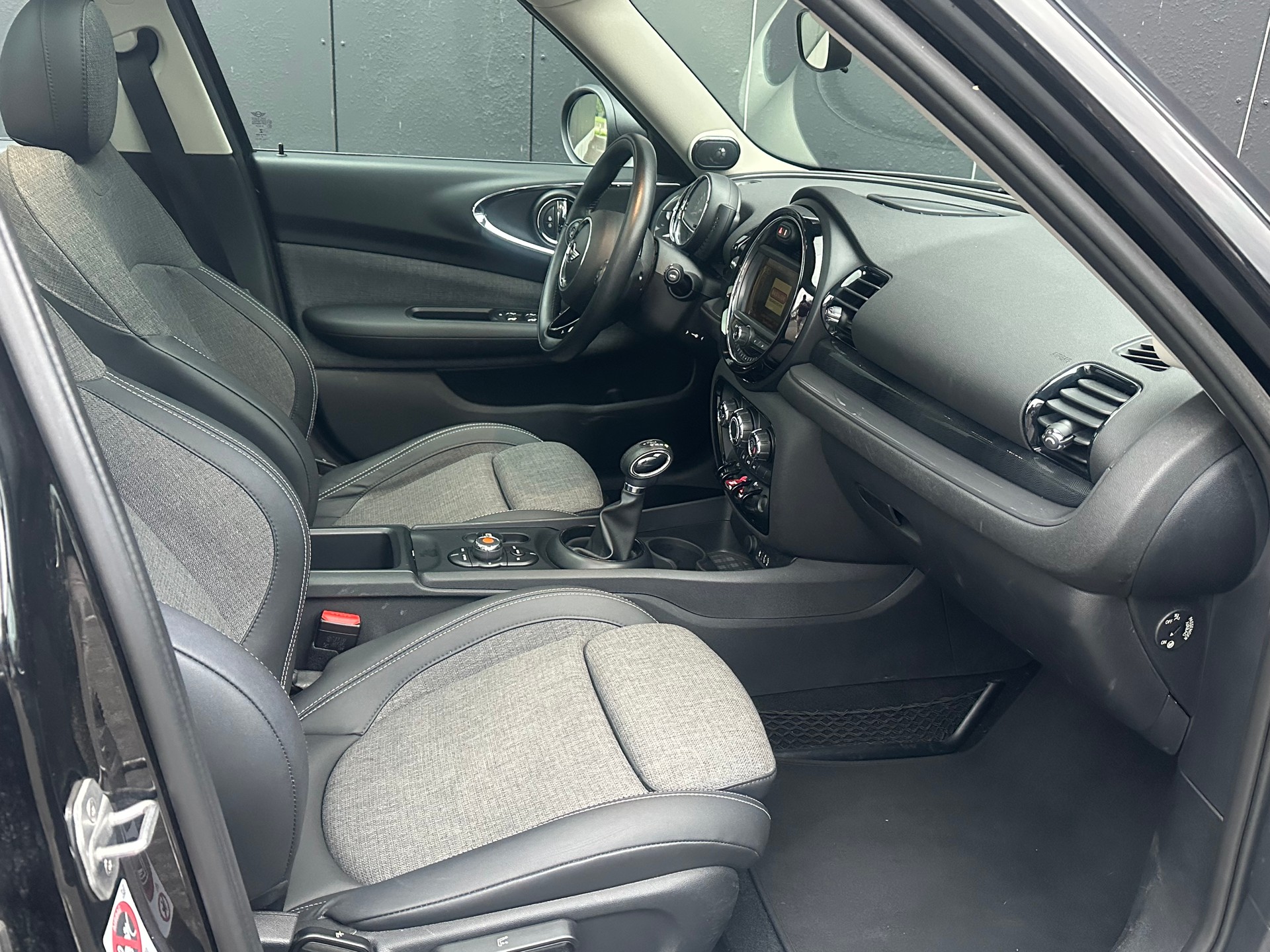 MINI Clubman Cooper Steptronic-image-5