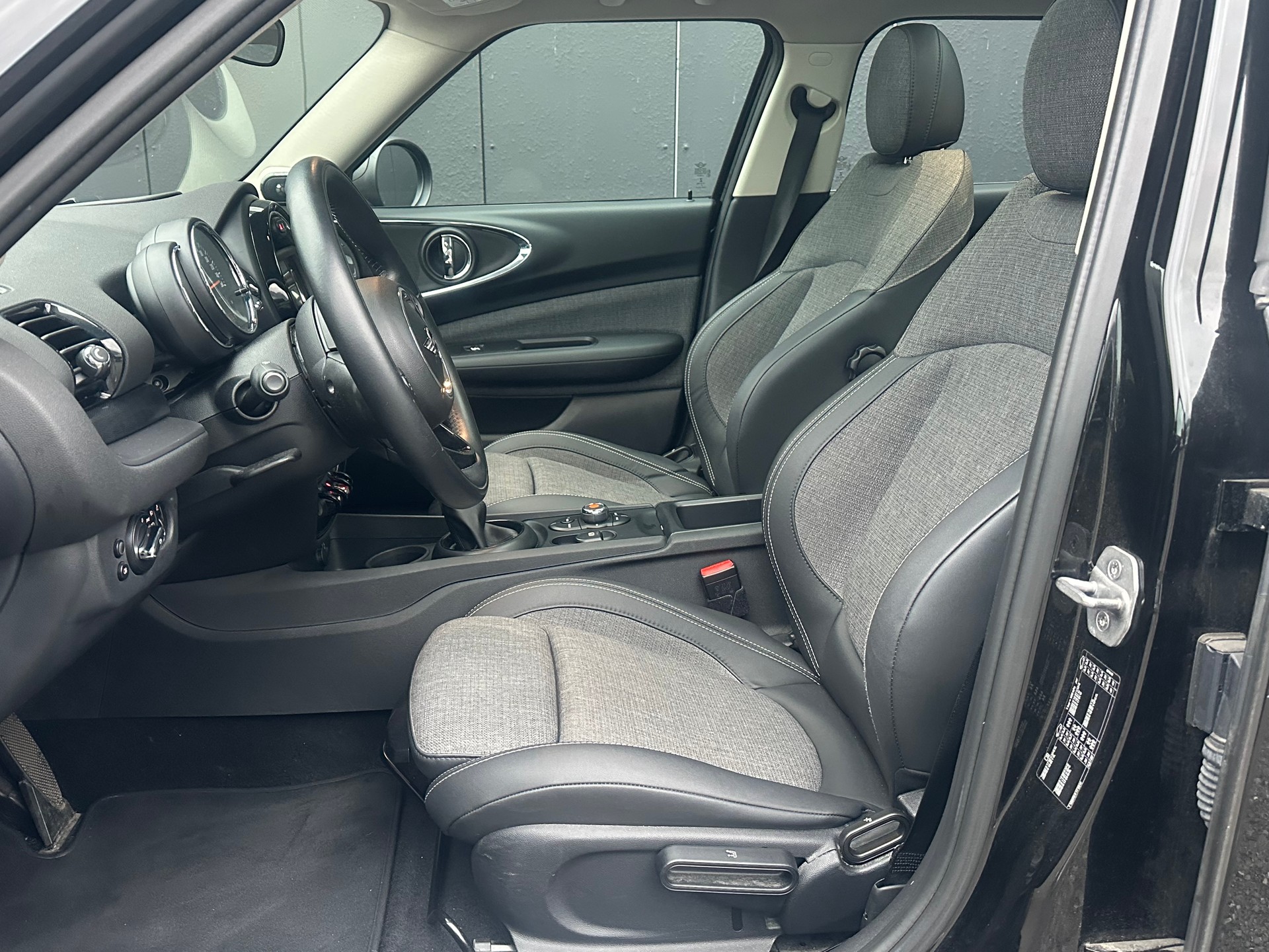 MINI Clubman Cooper Steptronic-image-6