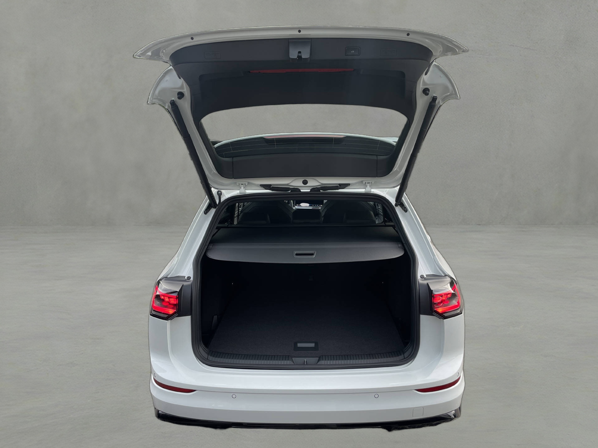 VW Golf VIII Variant 1.5 eTSI R-Line DSG*AHK*Keyless*Klima*Navi*Rückfahrkamera*-image-5