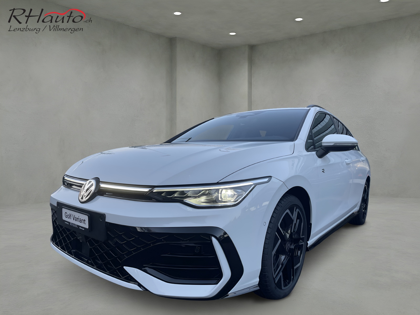 VW Golf VIII Variant 1.5 eTSI R-Line DSG