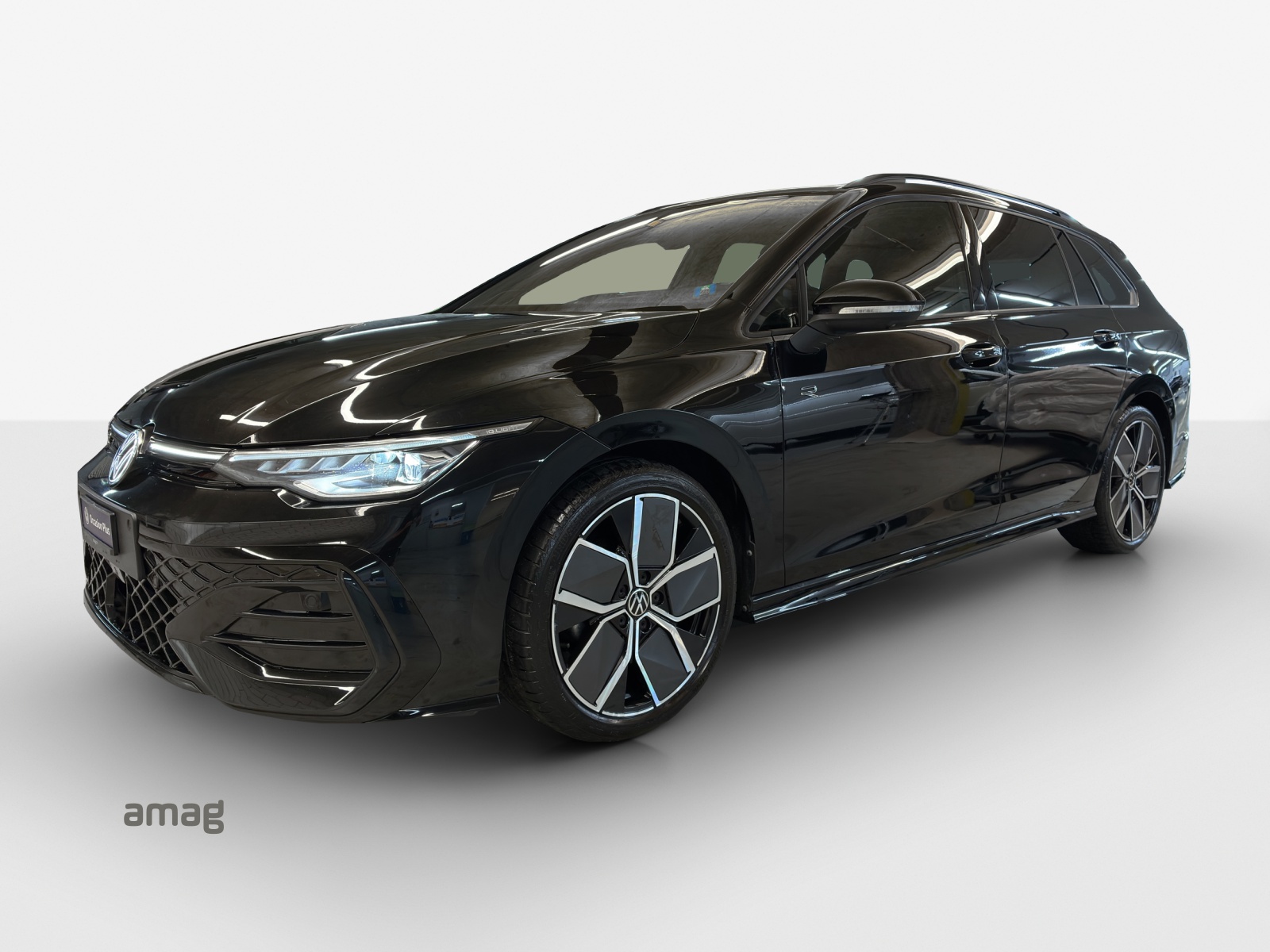 VW Golf Variant 1.5 eTSI mHEV R-Line DSG-image-0