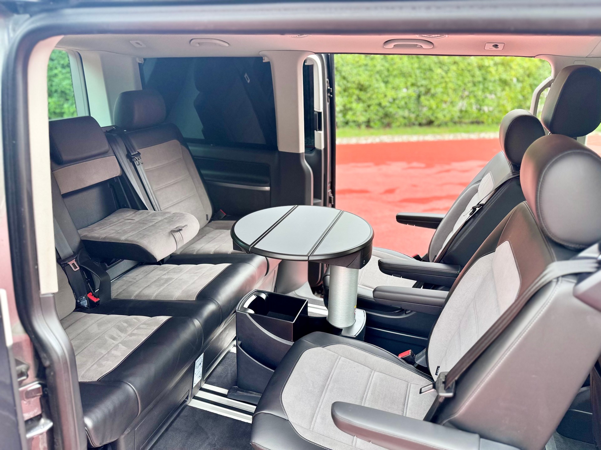 VW T6.1 Multivan 2.0 Bi-TDI Highline 4Motion DSG-image-14