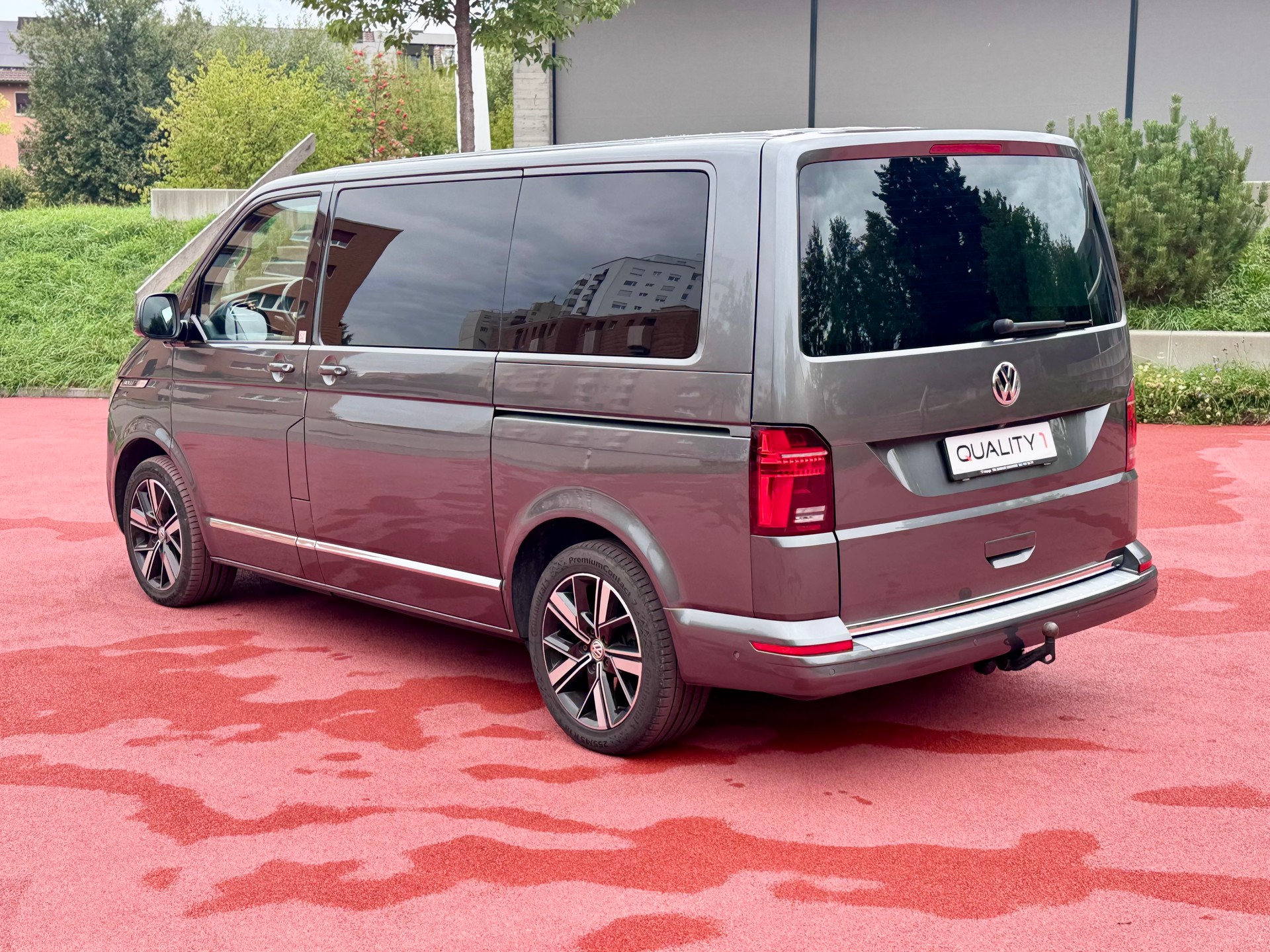VW T6.1 Multivan 2.0 Bi-TDI Highline 4Motion DSG-image-6