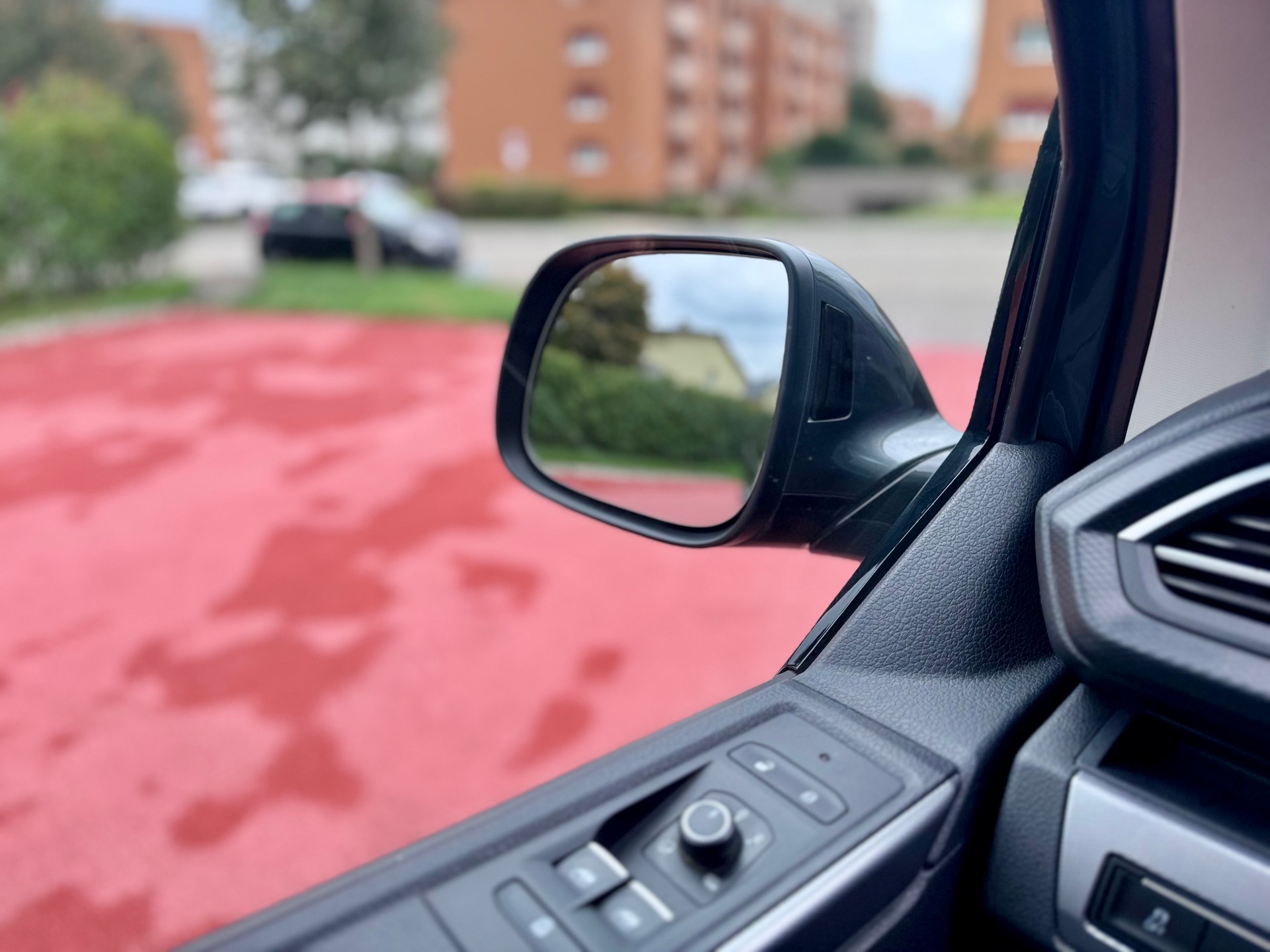 VW T6.1 Multivan 2.0 Bi-TDI Highline 4Motion DSG-image-27
