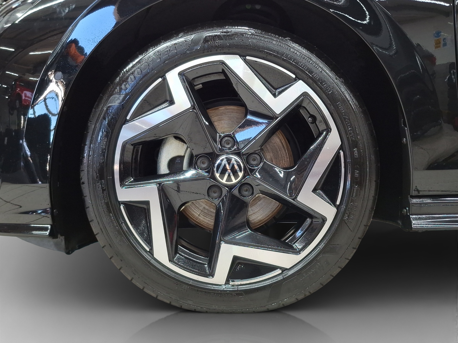 VW Golf 1.5 e TSI mHEV R-Line DSG-image-14