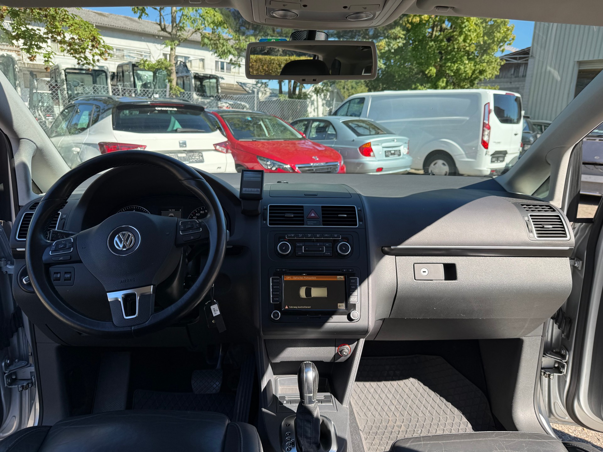 VW Touran 1.4 TSI Highline DSG-image-7